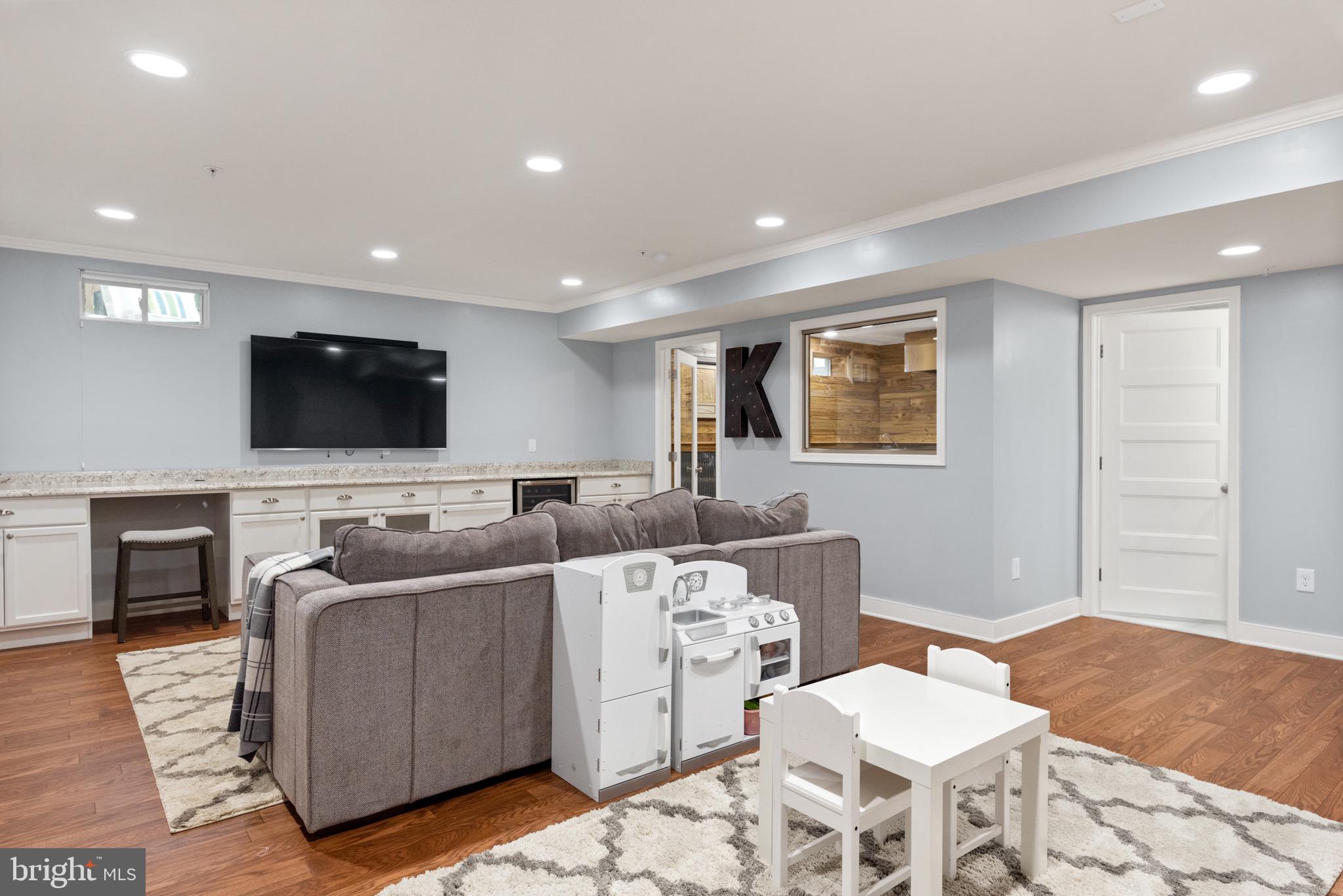 QUARTERFIELD KNOLLS - Residential