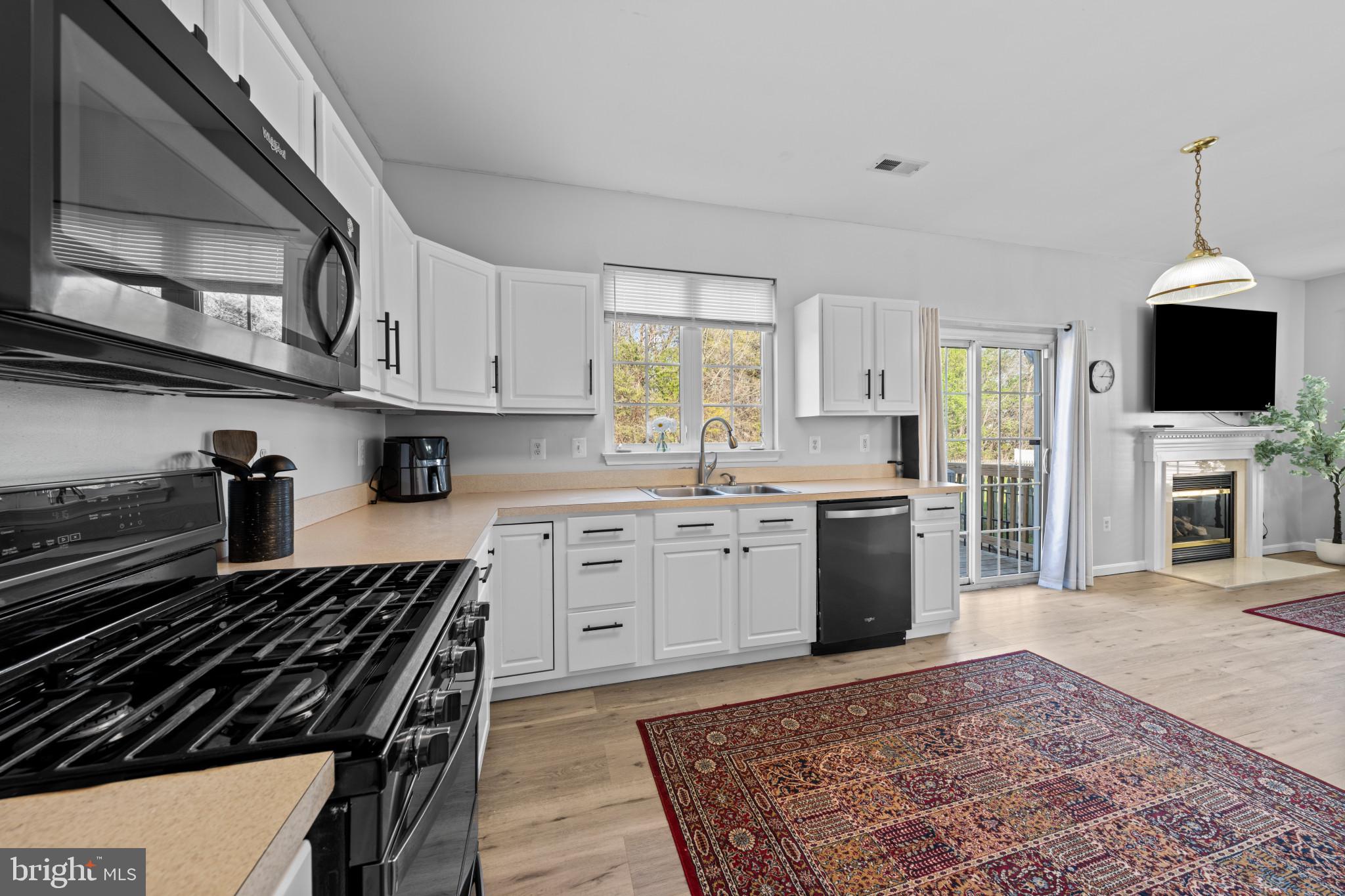 SALEM FIELDS - Residential