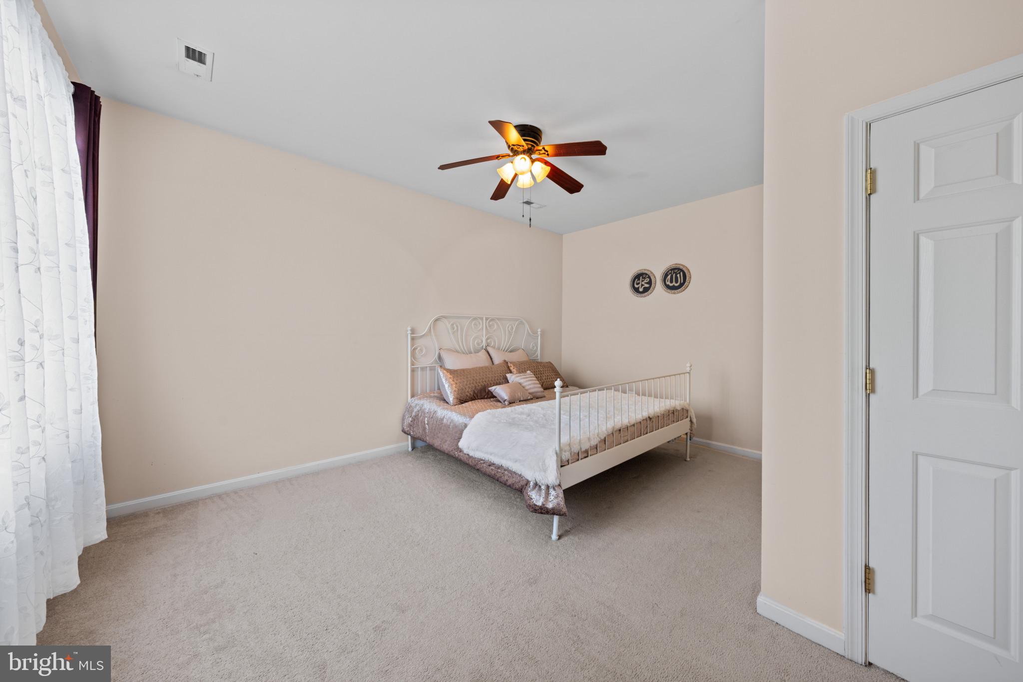 SALEM FIELDS - Residential