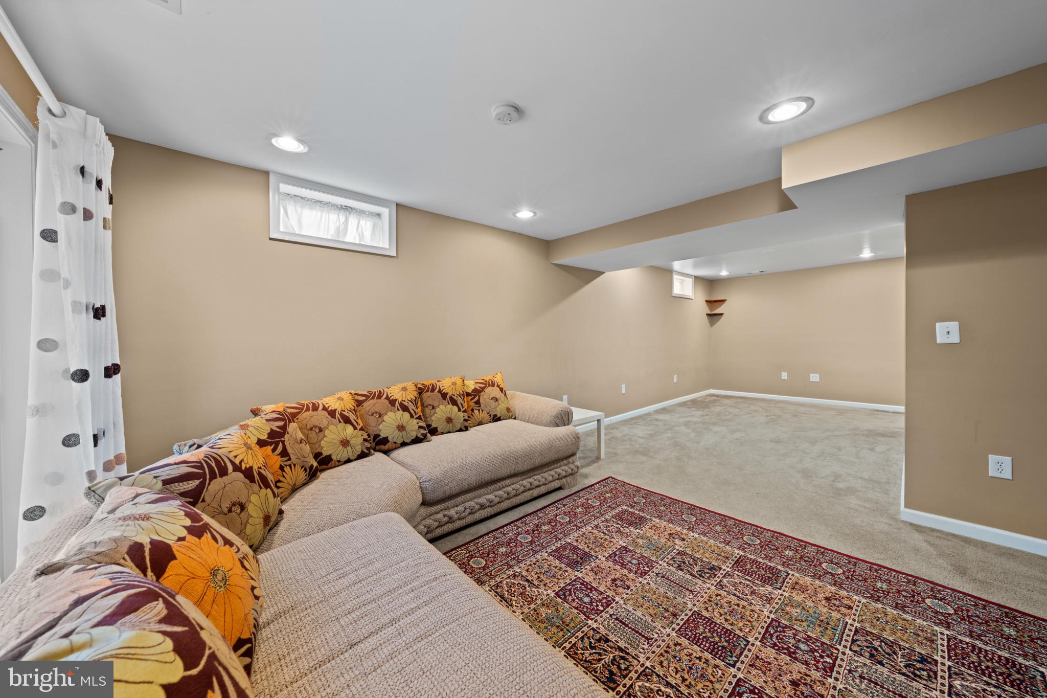 SALEM FIELDS - Residential