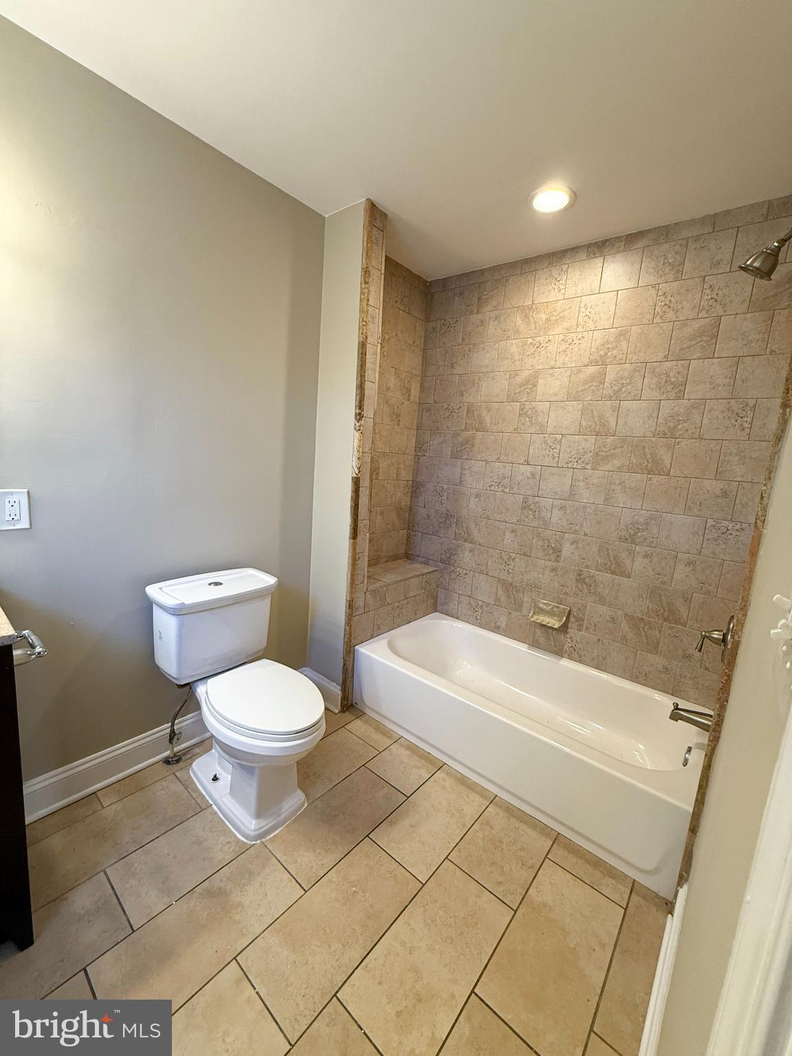 BUTCHERS HILL - Residential