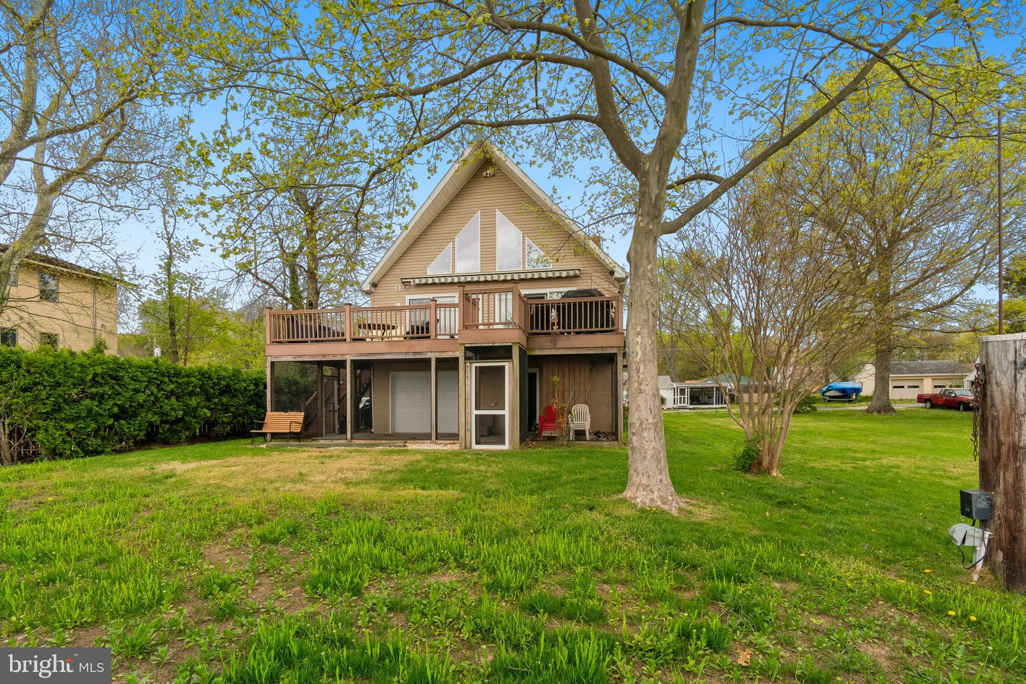 32 LAUREL ROAD