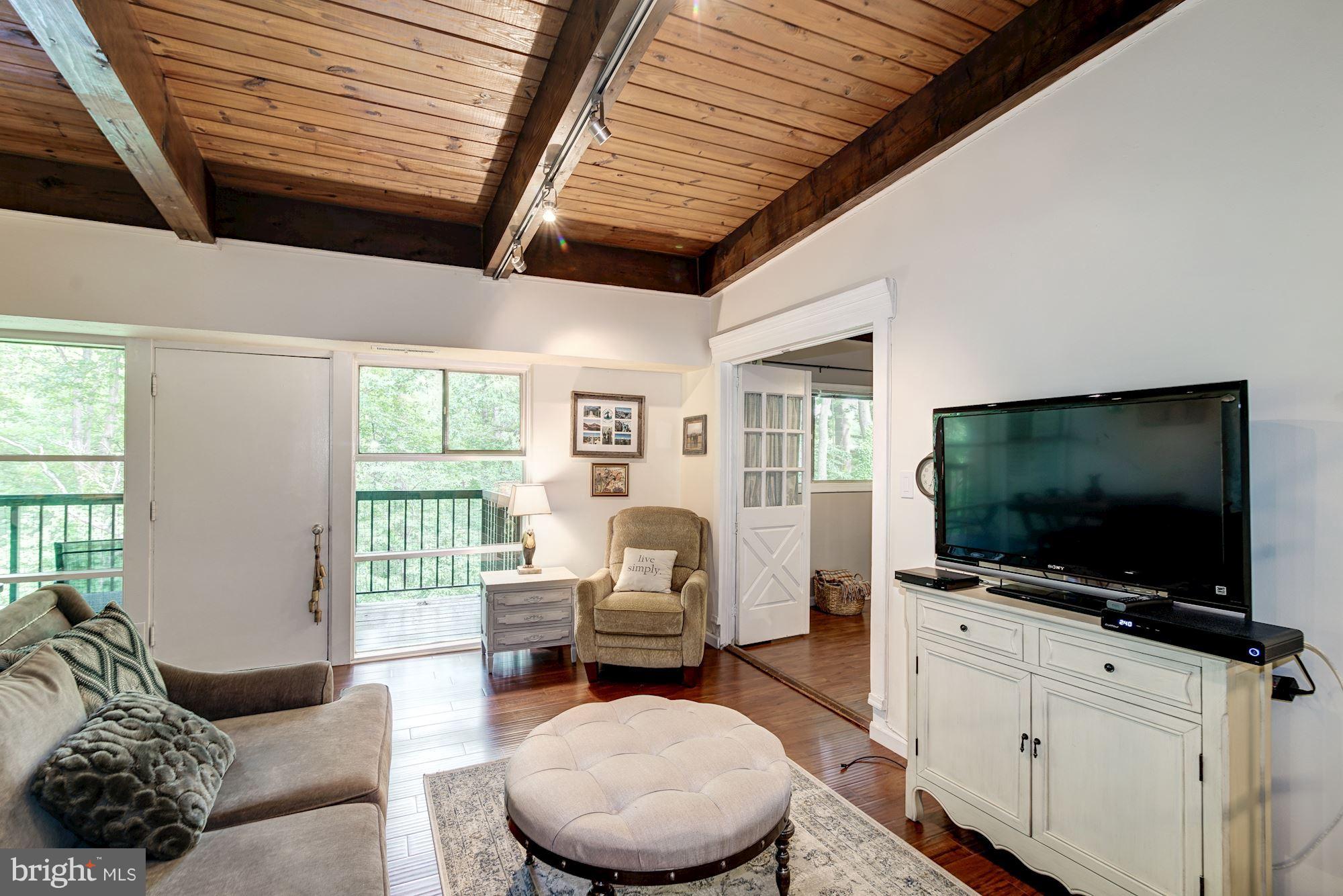 FAIRFAX HERITAGE - Residential