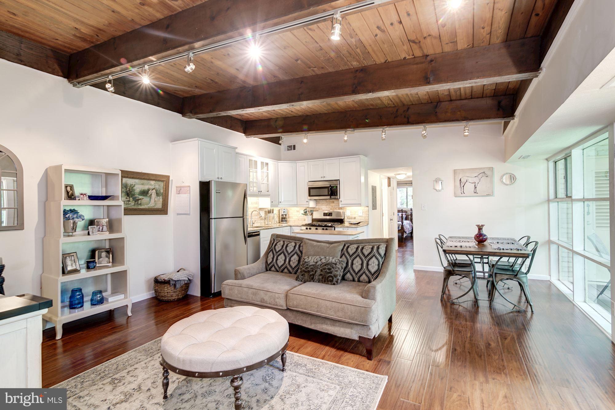 FAIRFAX HERITAGE - Residential