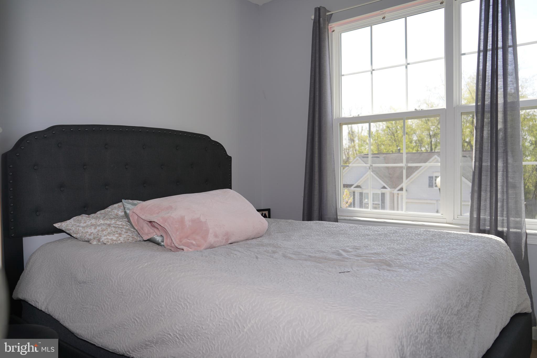 WEST FAIRFAX - Residential