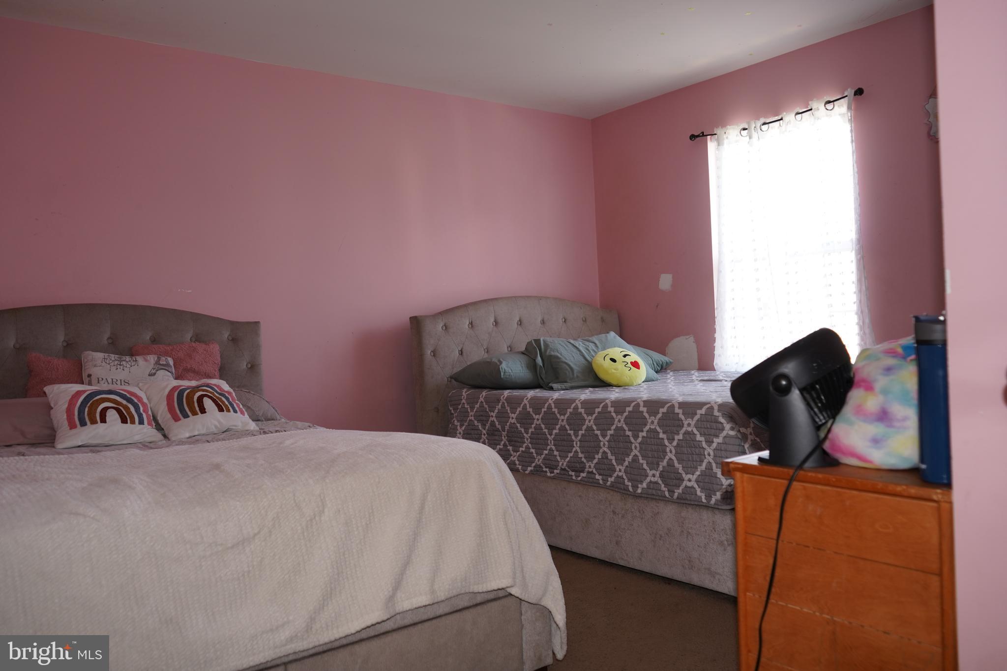 WEST FAIRFAX - Residential