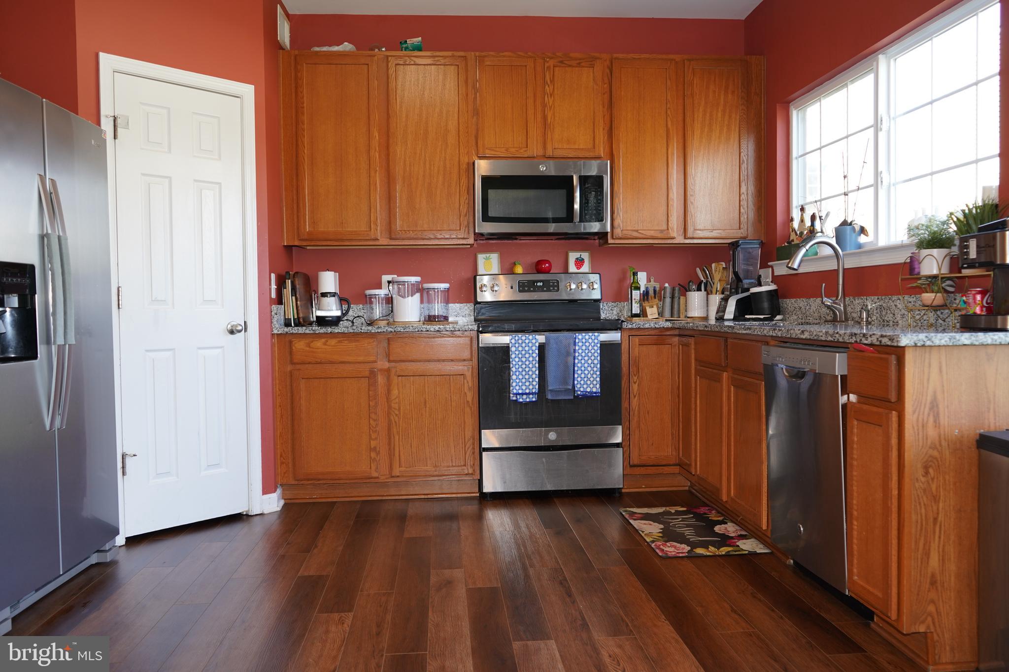 WEST FAIRFAX - Residential