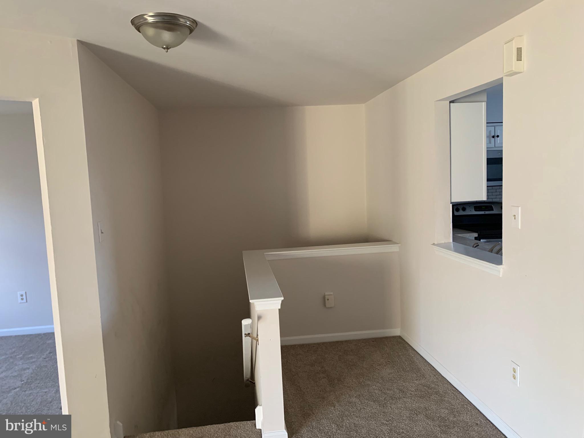 MEWS AT WYCKFORD C - Residential Lease