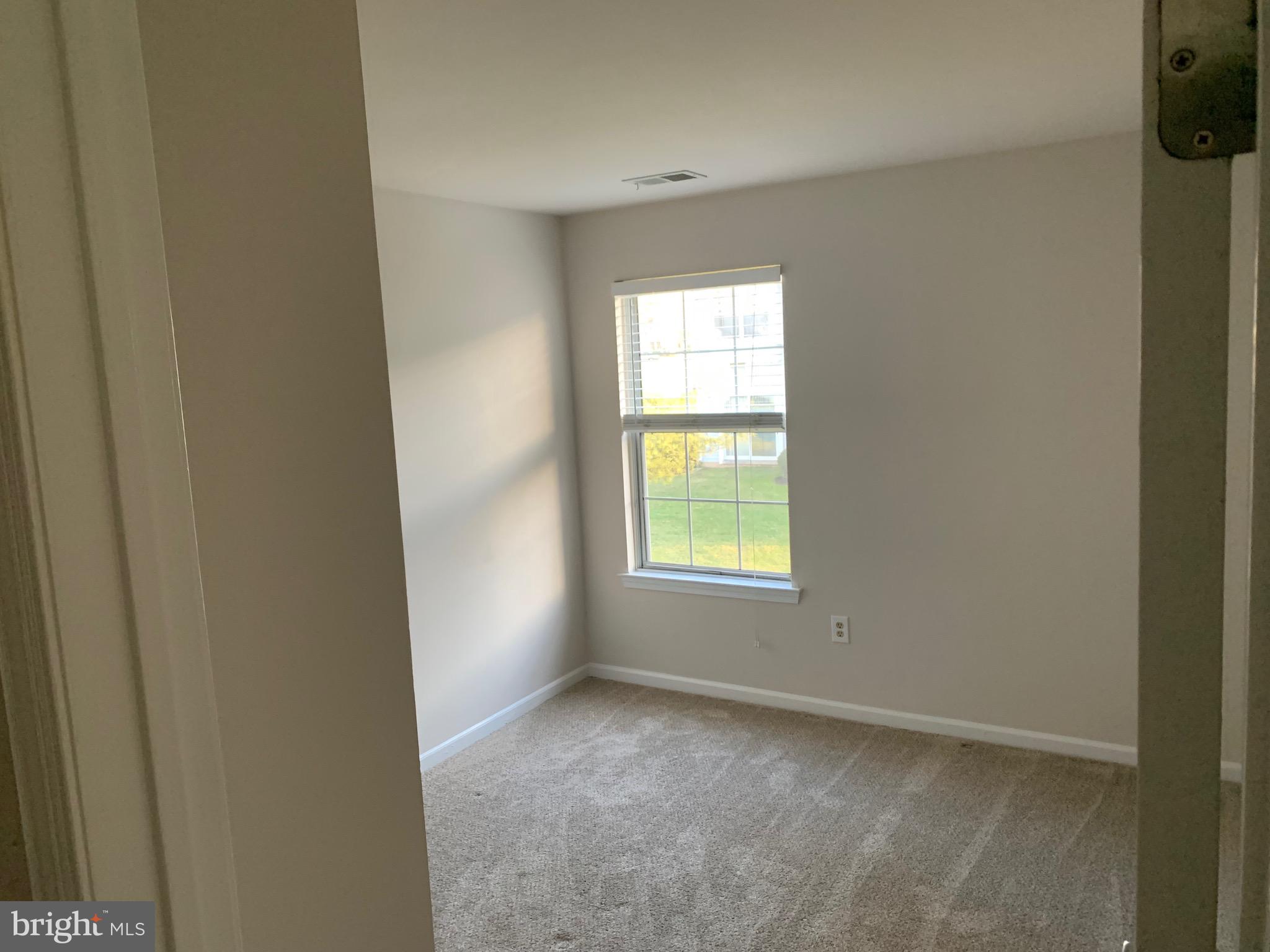 MEWS AT WYCKFORD C - Residential Lease