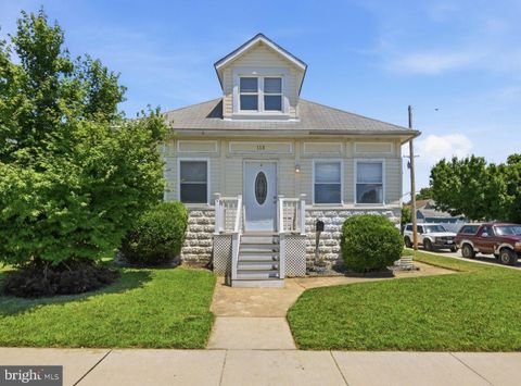 Photo of 113 Margaret Avenue, BALTIMORE, MD 21221 (MLS # MDBC2167980)