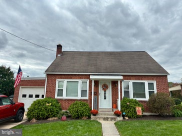 49 ROSEMONT AVENUE CLEONA PA 17042