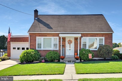 49 ROSEMONT AVENUE CLEONA PA 17042