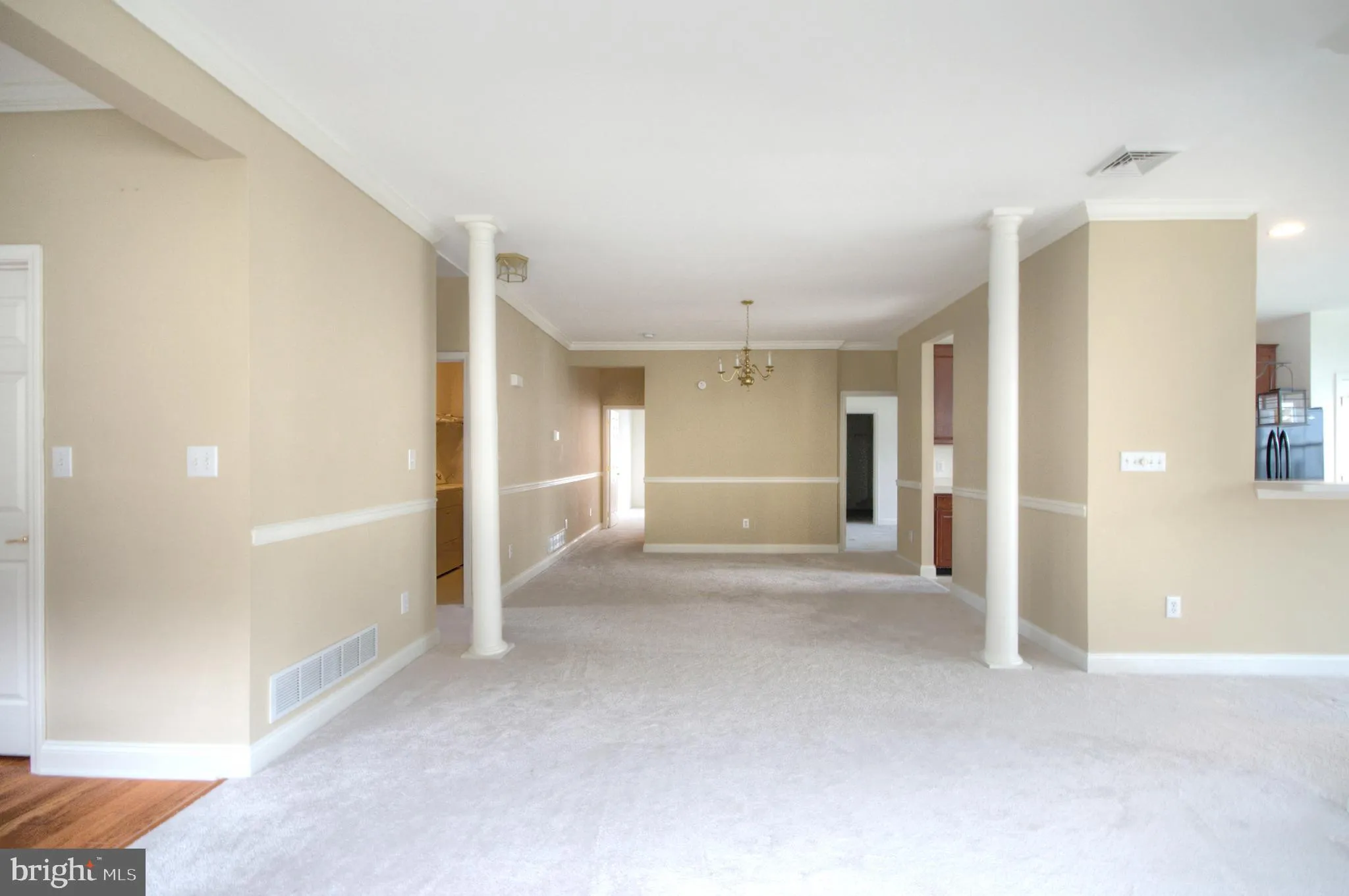 Sicklerville, New Jersey 08081, United States, 3 Bedrooms Bedrooms, ,2 BathroomsBathrooms,Residential,Active,217471