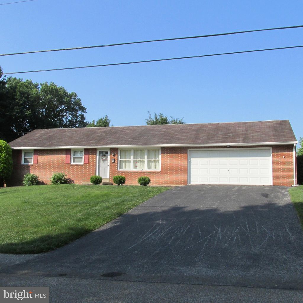 Photo of 20 DORINDA DR, CHRISTIANA, PA 17509 (MLS # PALA2037704)