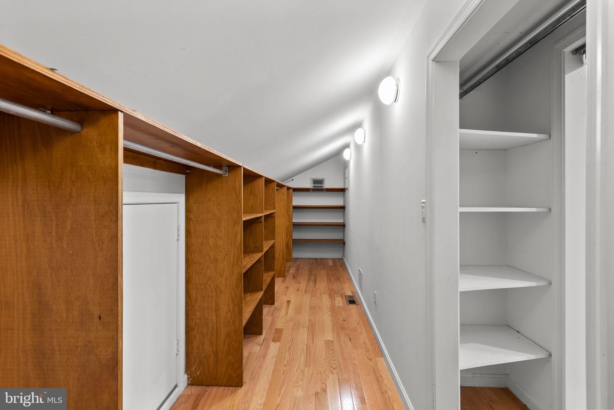 WESTLEIGH - Residential