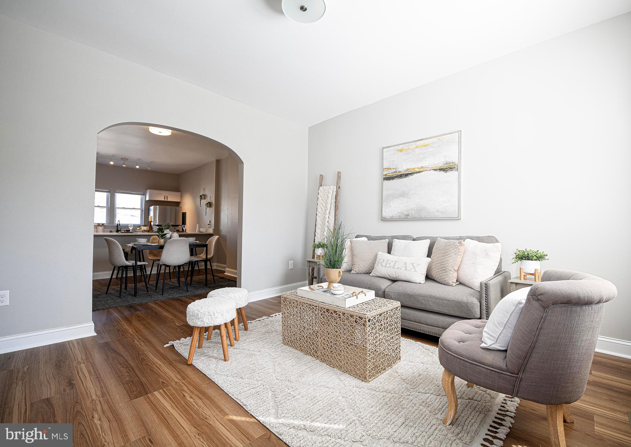 ELLWOOD PARK - Residential