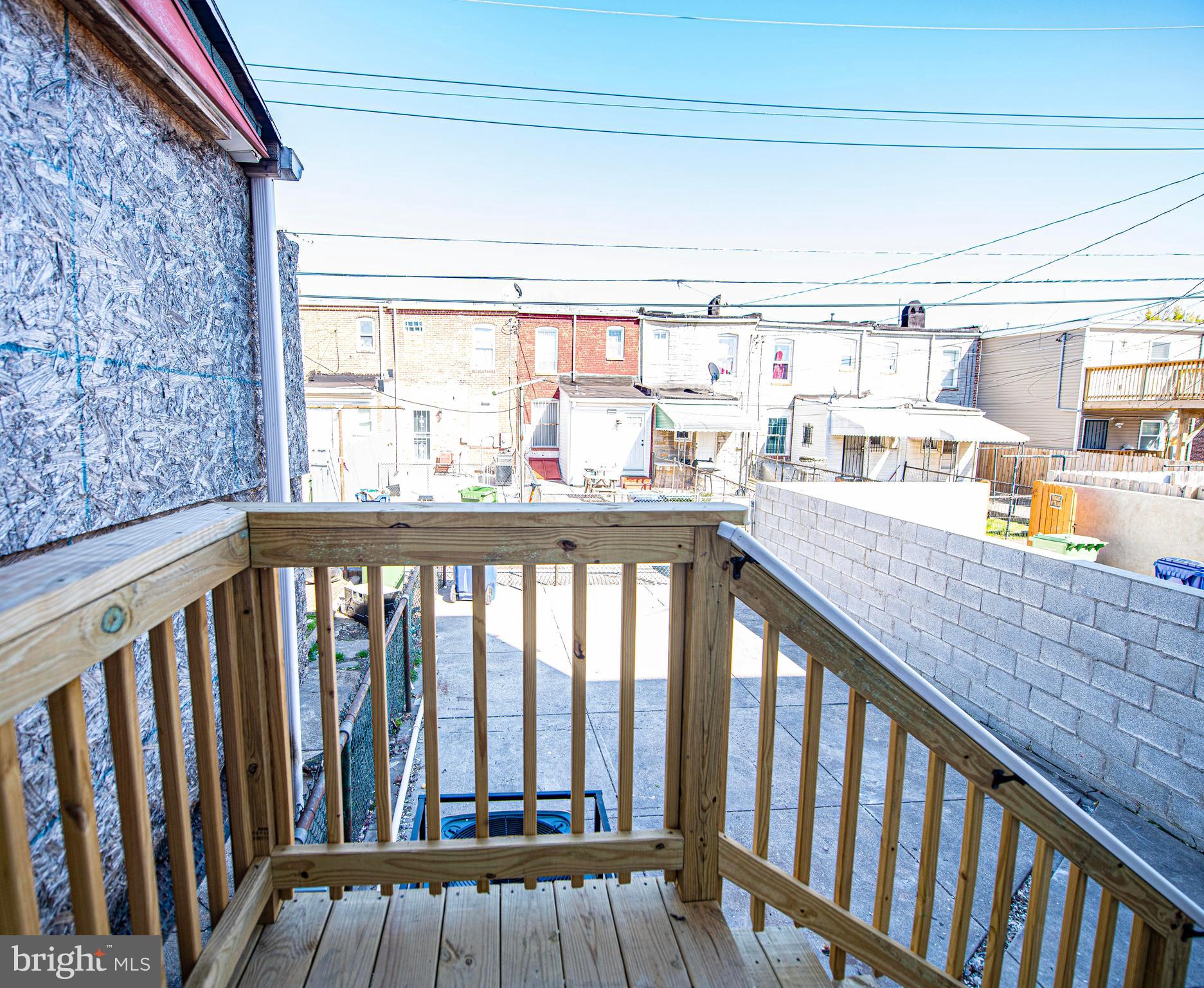 ELLWOOD PARK - Residential