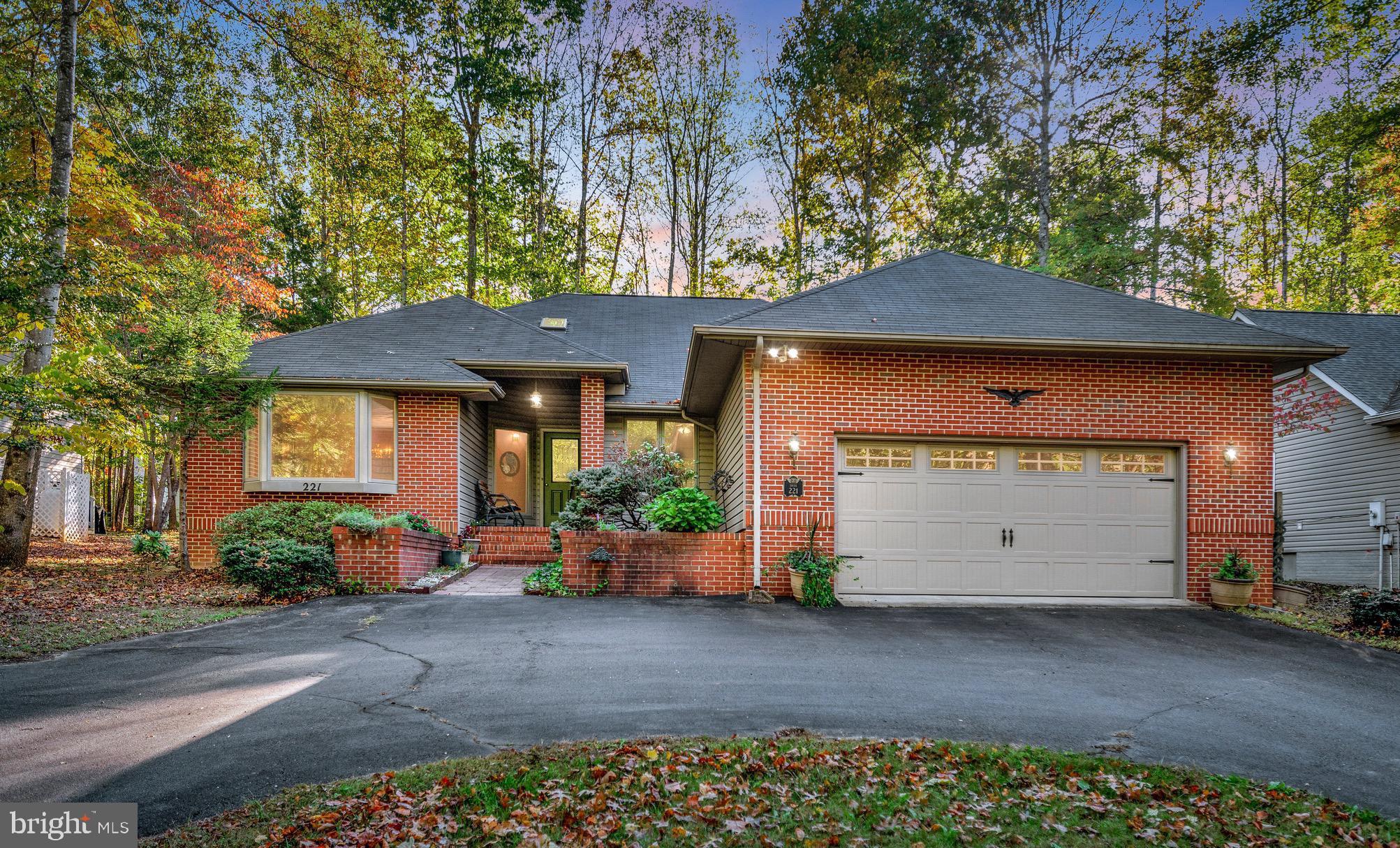 LAKE OF THE WOODS - Residential