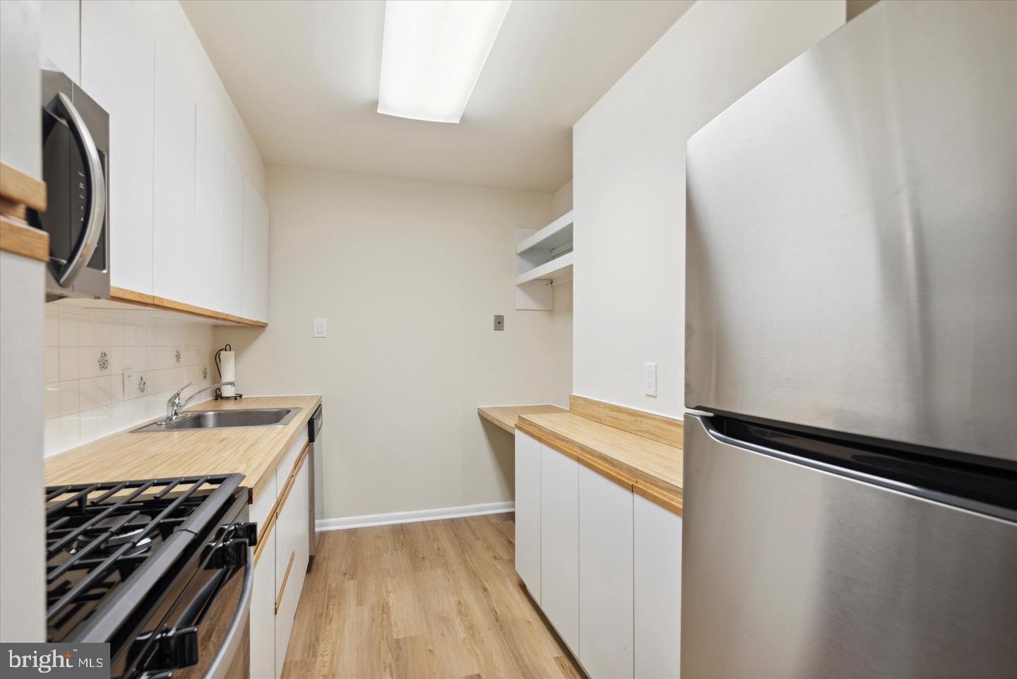 3600 CONSHOHOCKEN AVENUE 00 711