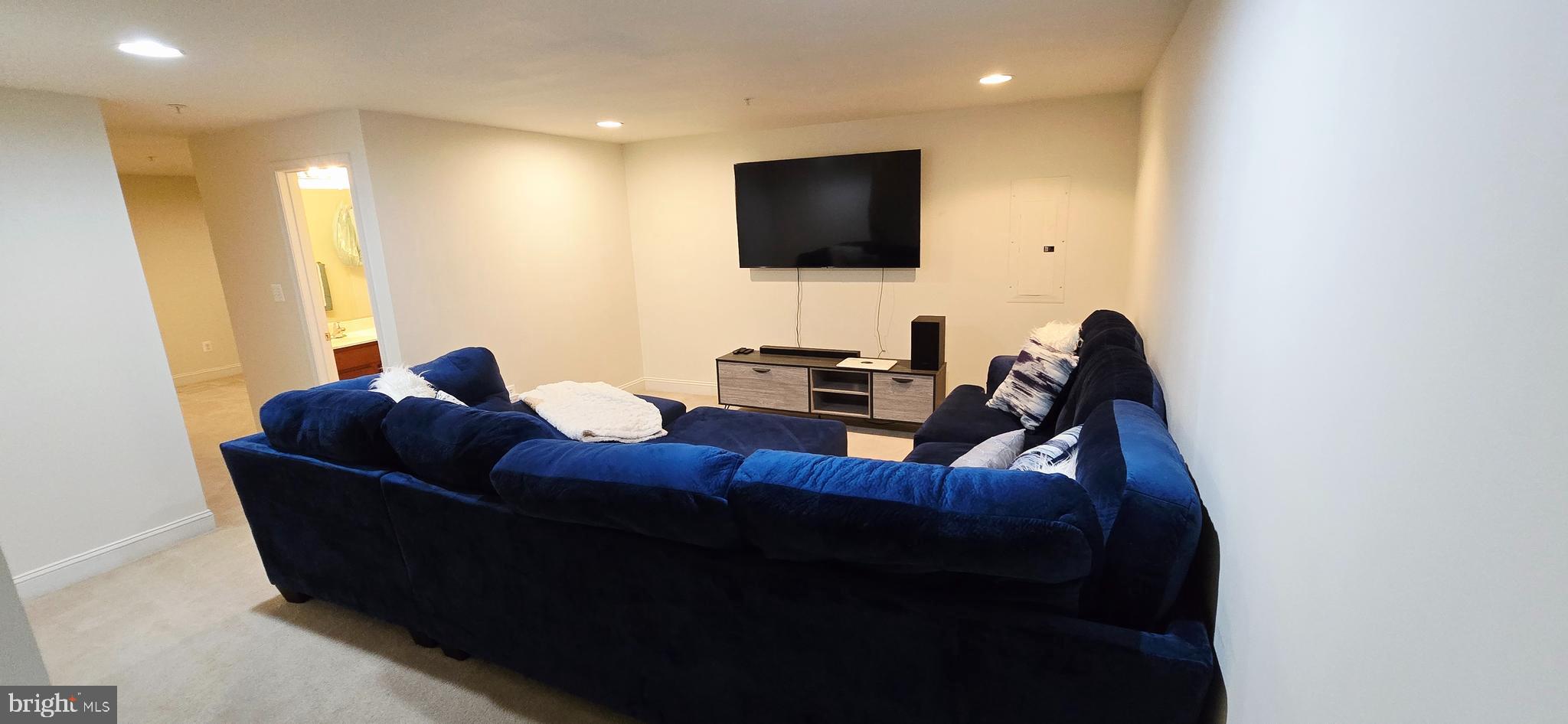 WILLOWGATE AT PAT PK W - Residential