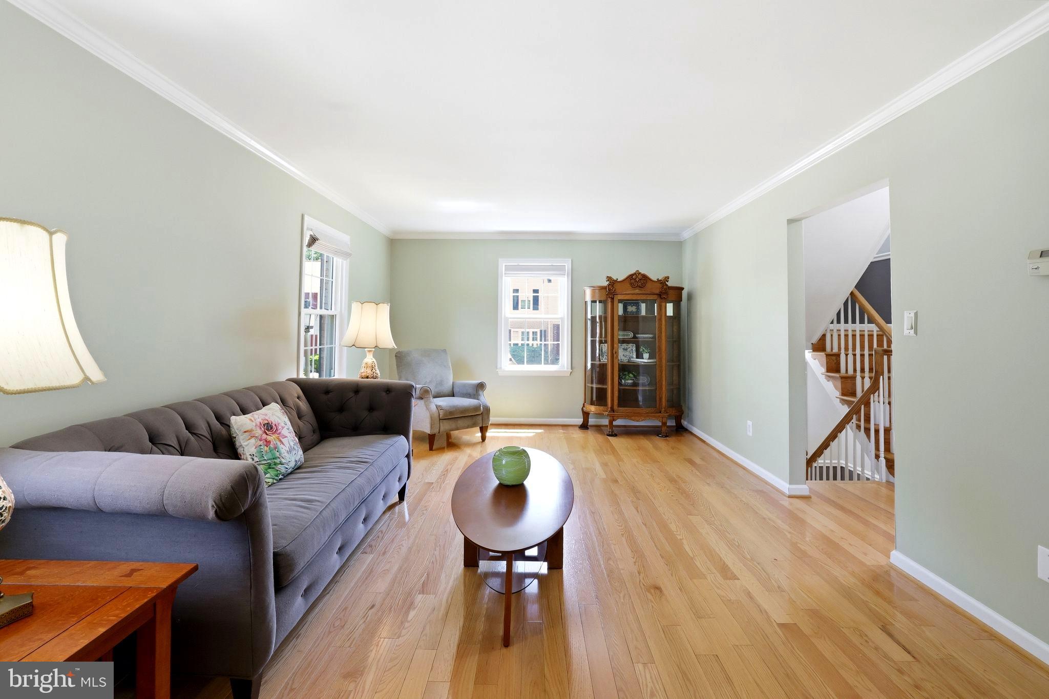 LAKE BRADDOCK - Residential