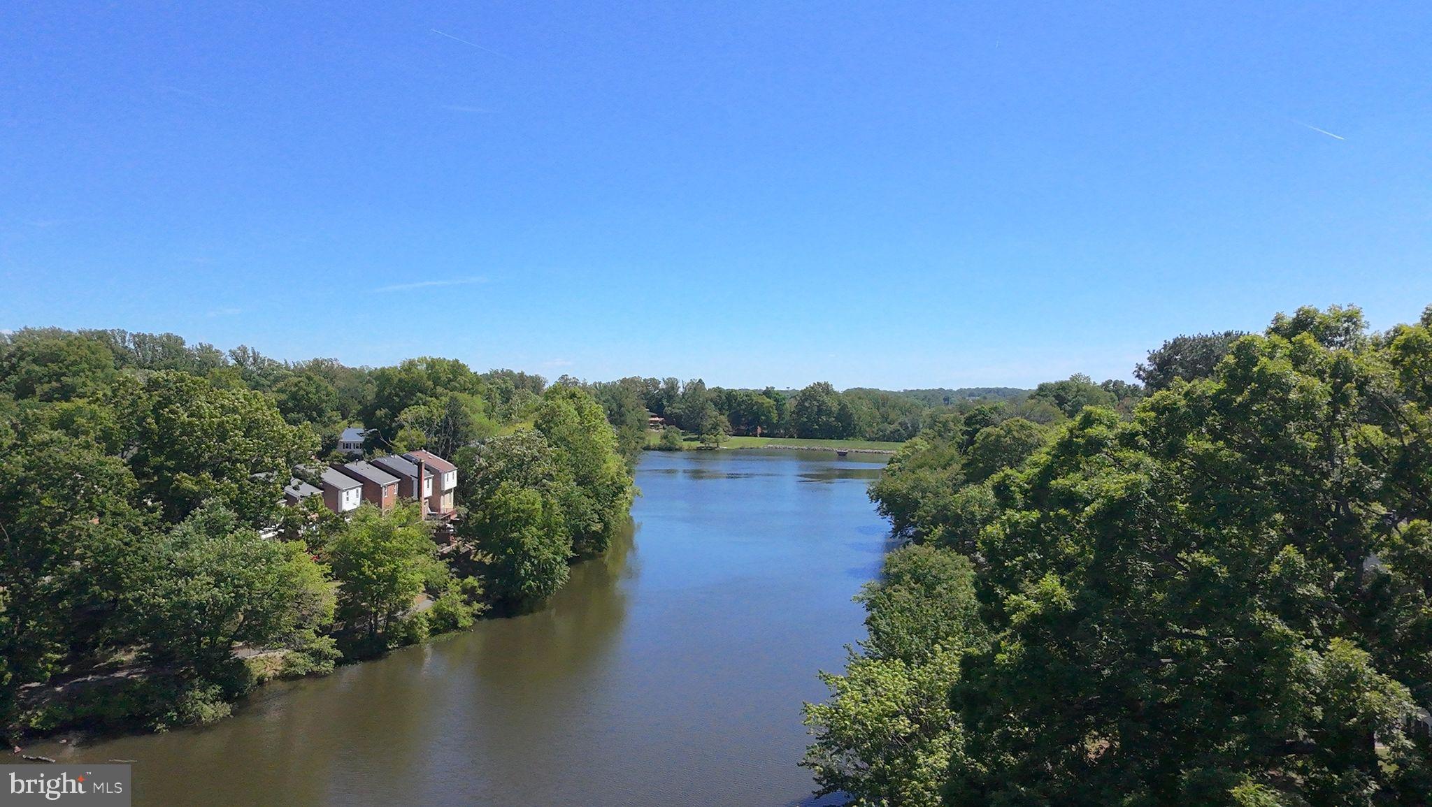 LAKE BRADDOCK - Residential