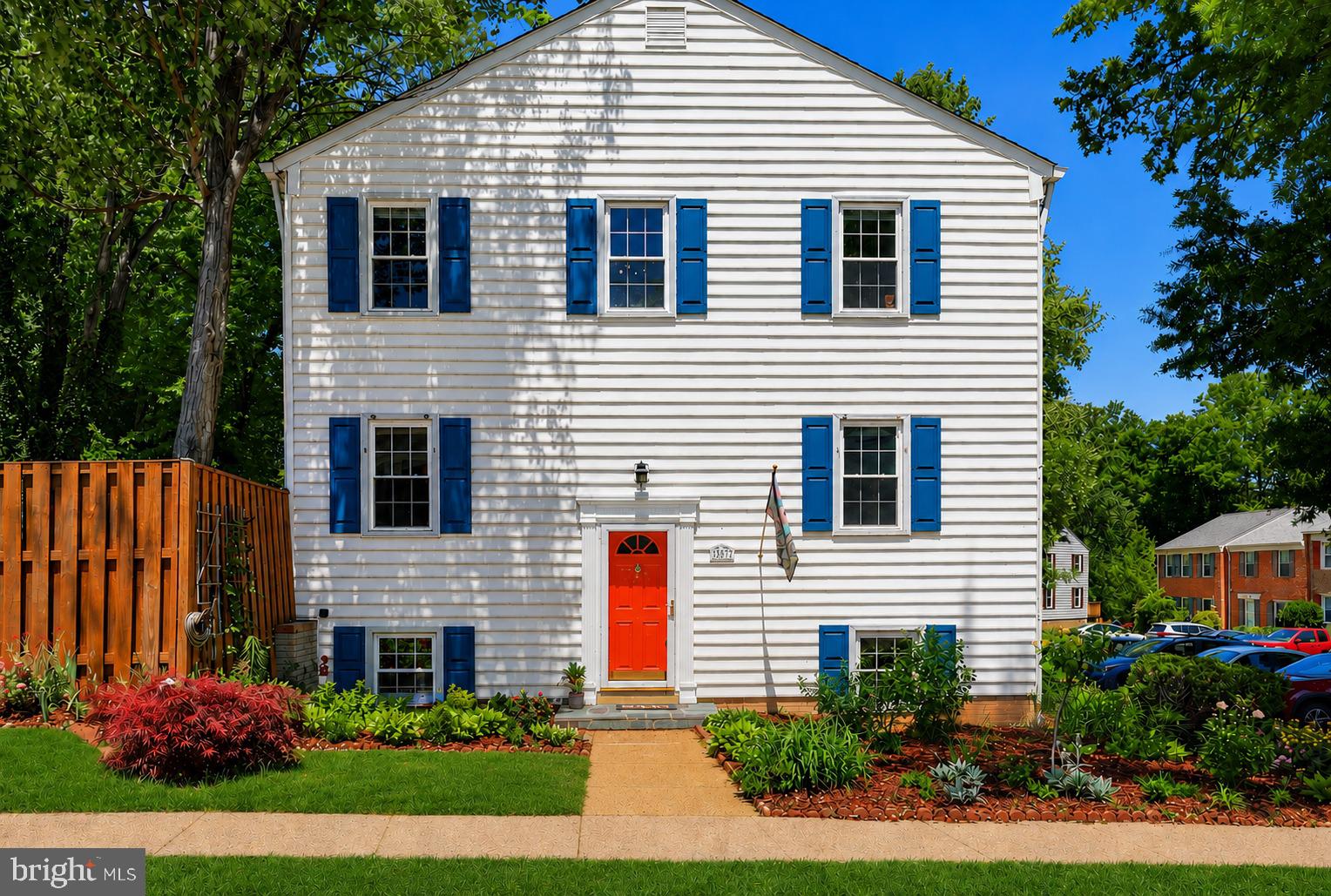 LAKE BRADDOCK - Residential
