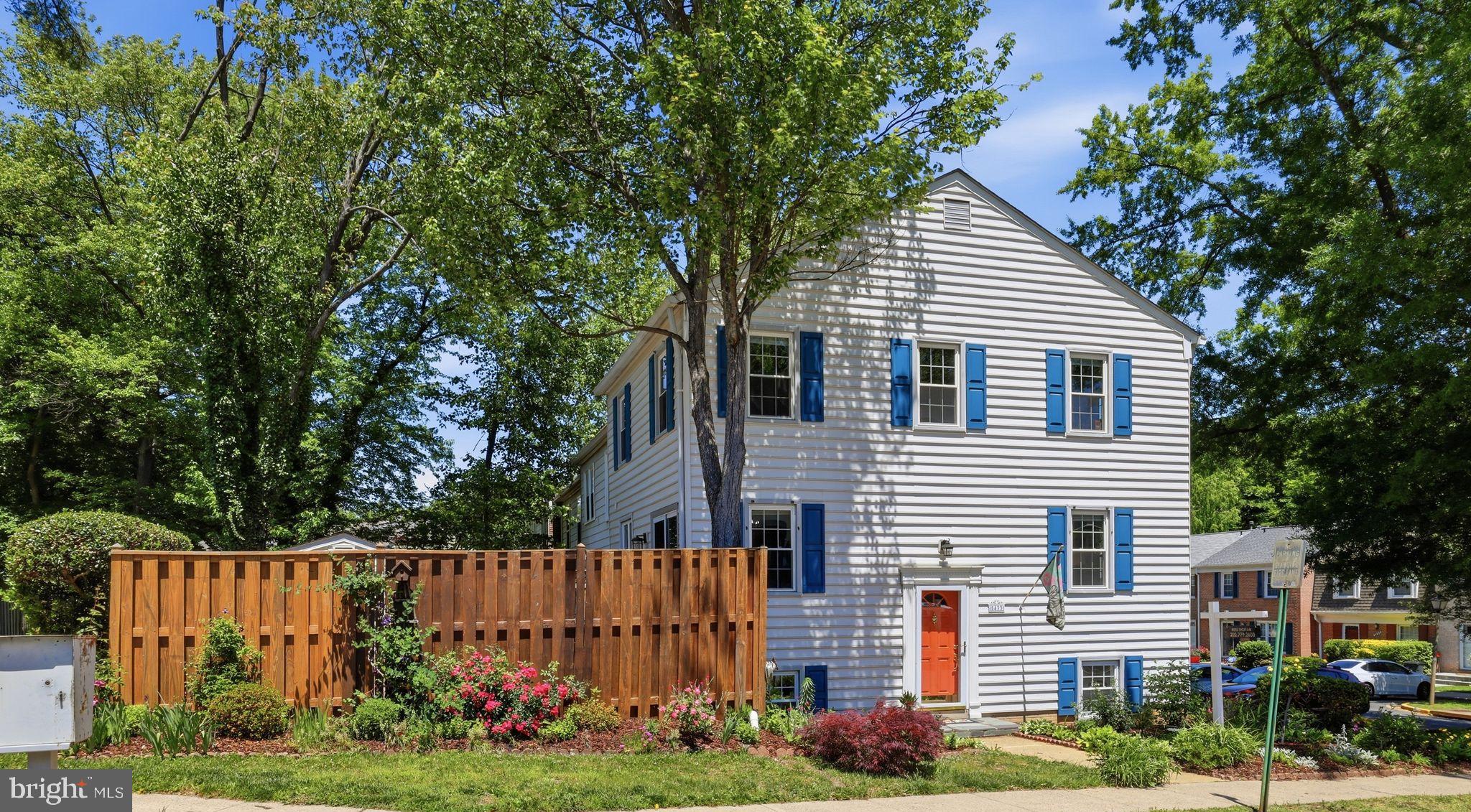 LAKE BRADDOCK - Residential