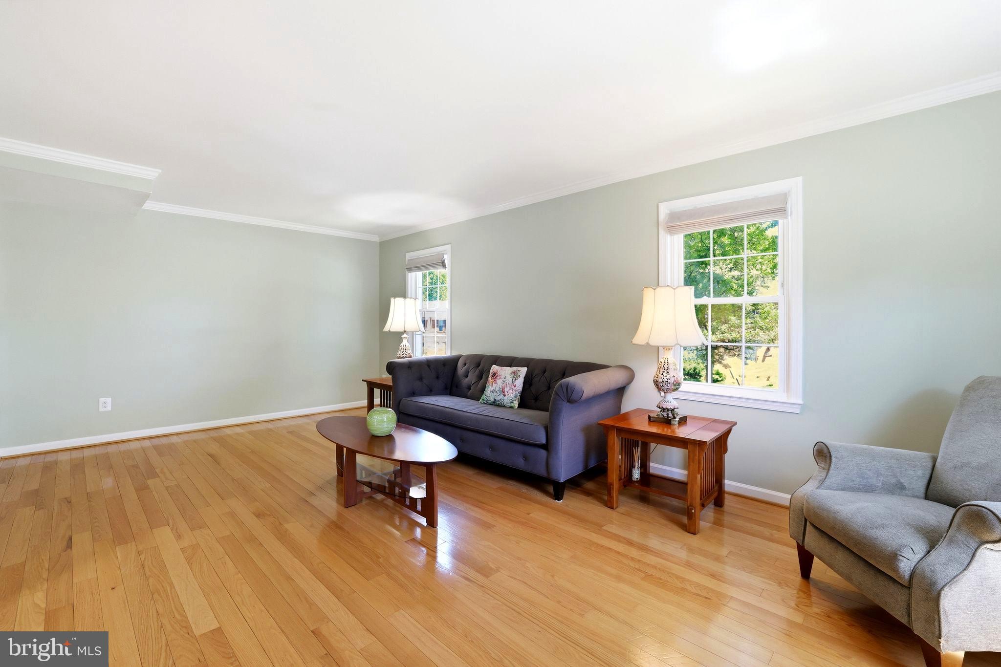 LAKE BRADDOCK - Residential
