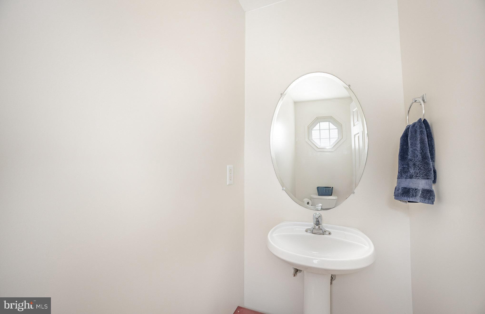 MANADA COURT VILLAS - Residential