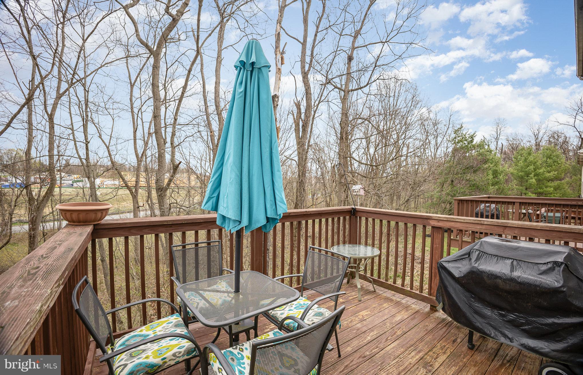 MANADA COURT VILLAS - Residential