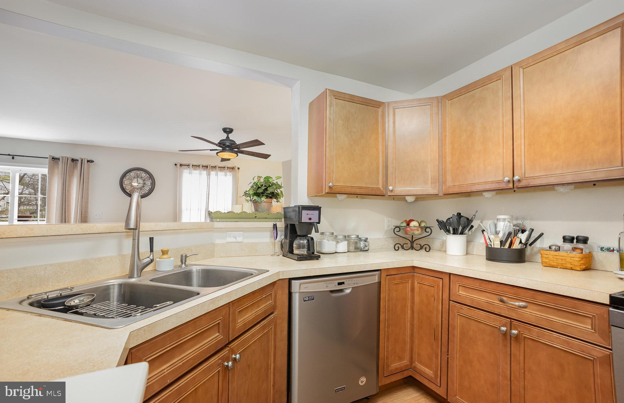 MANADA COURT VILLAS - Residential