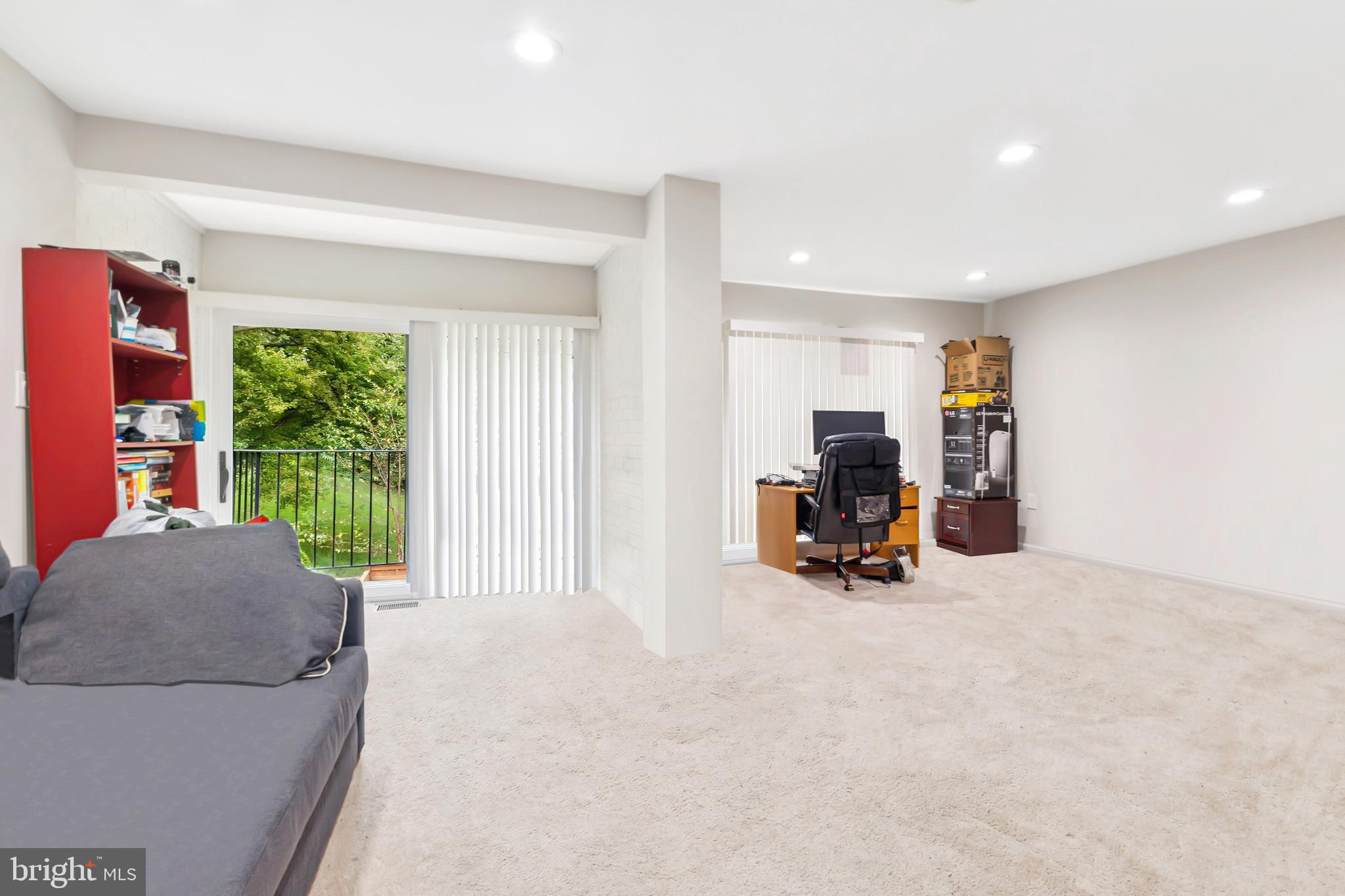 4900 SCHUYLER DRIVE