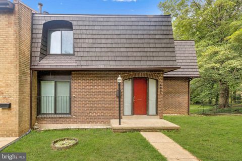 4900 SCHUYLER DRIVE ANNANDALE VA 22003