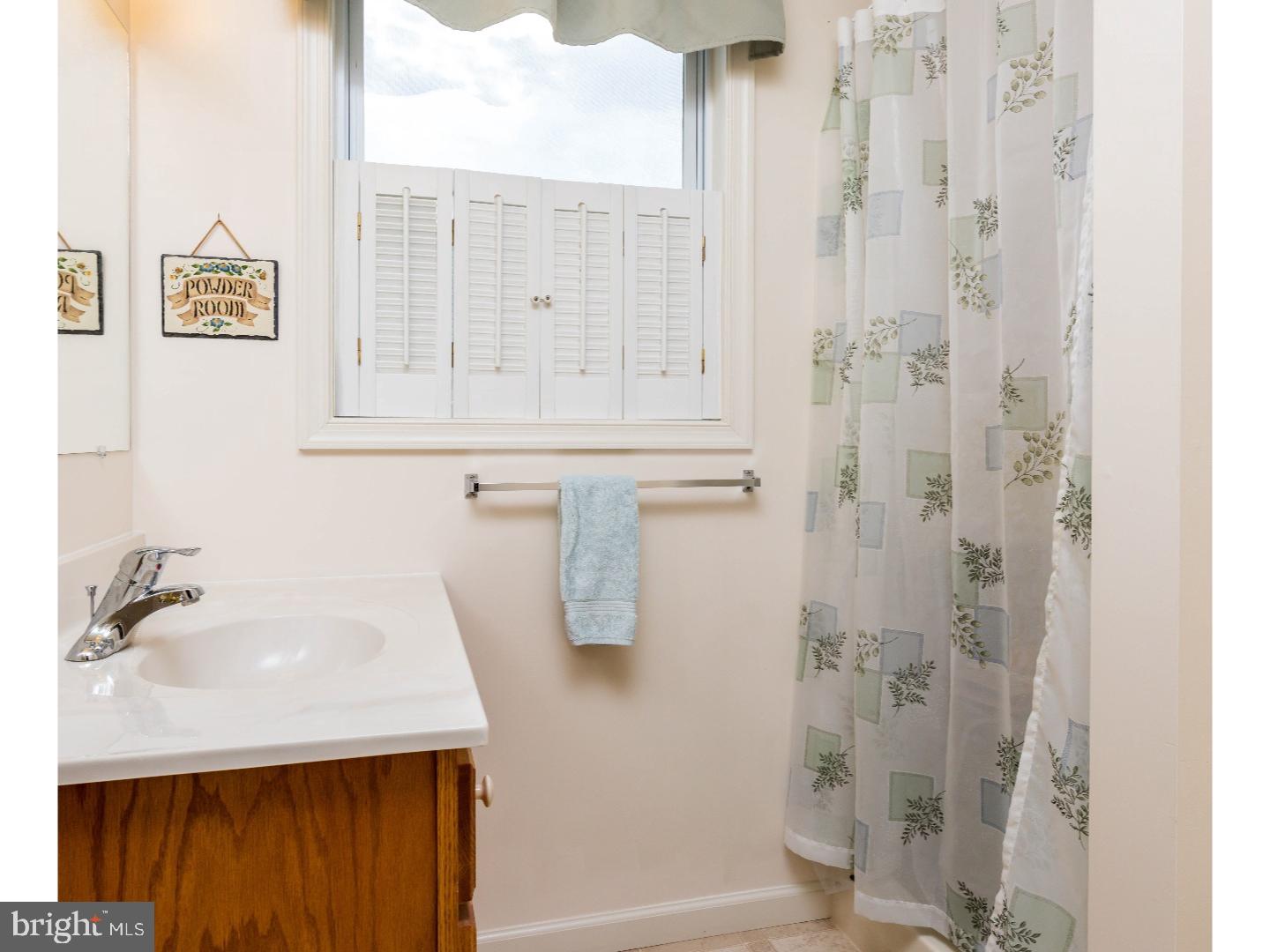 NEWBURG VILLAGE - Residential