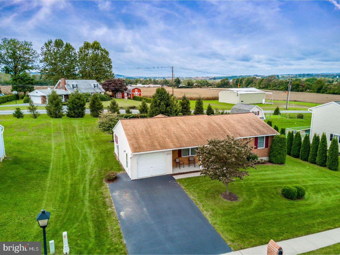 NEWBURG VILLAGE - Residential