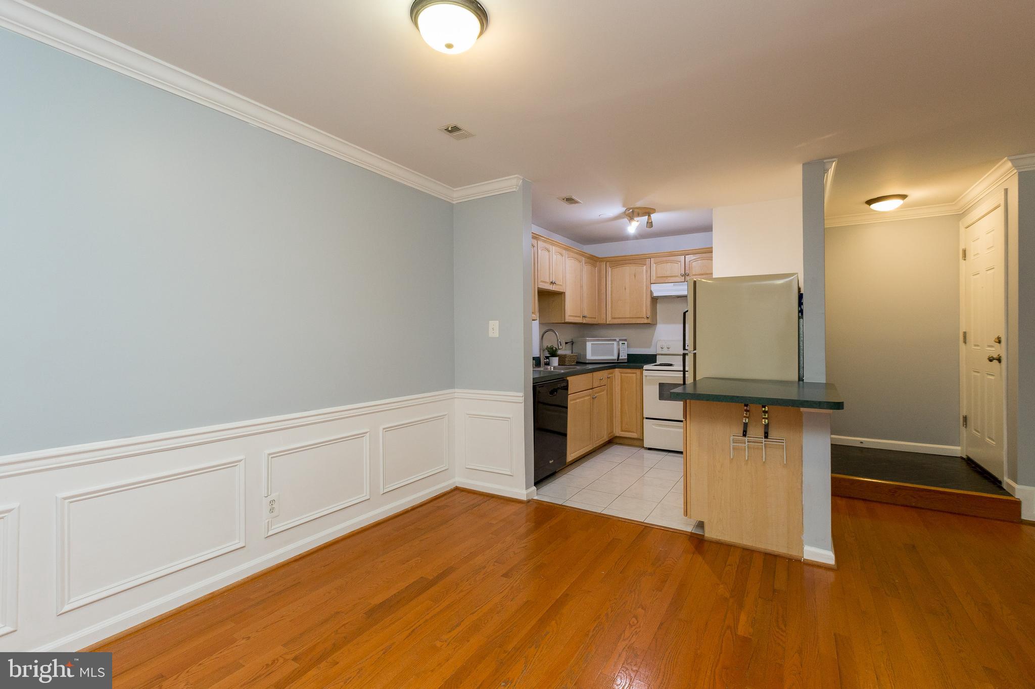 FARMINGDALE - Residential Lease