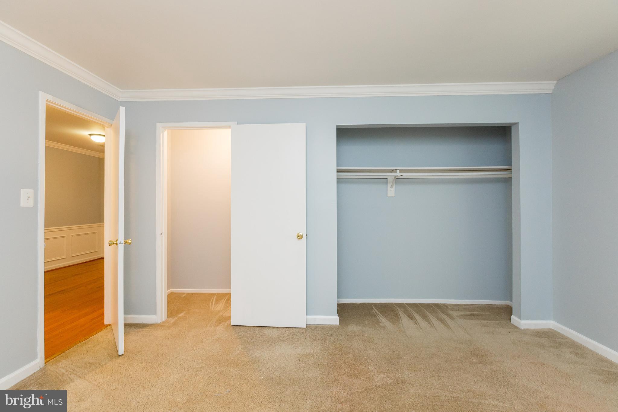 FARMINGDALE - Residential Lease