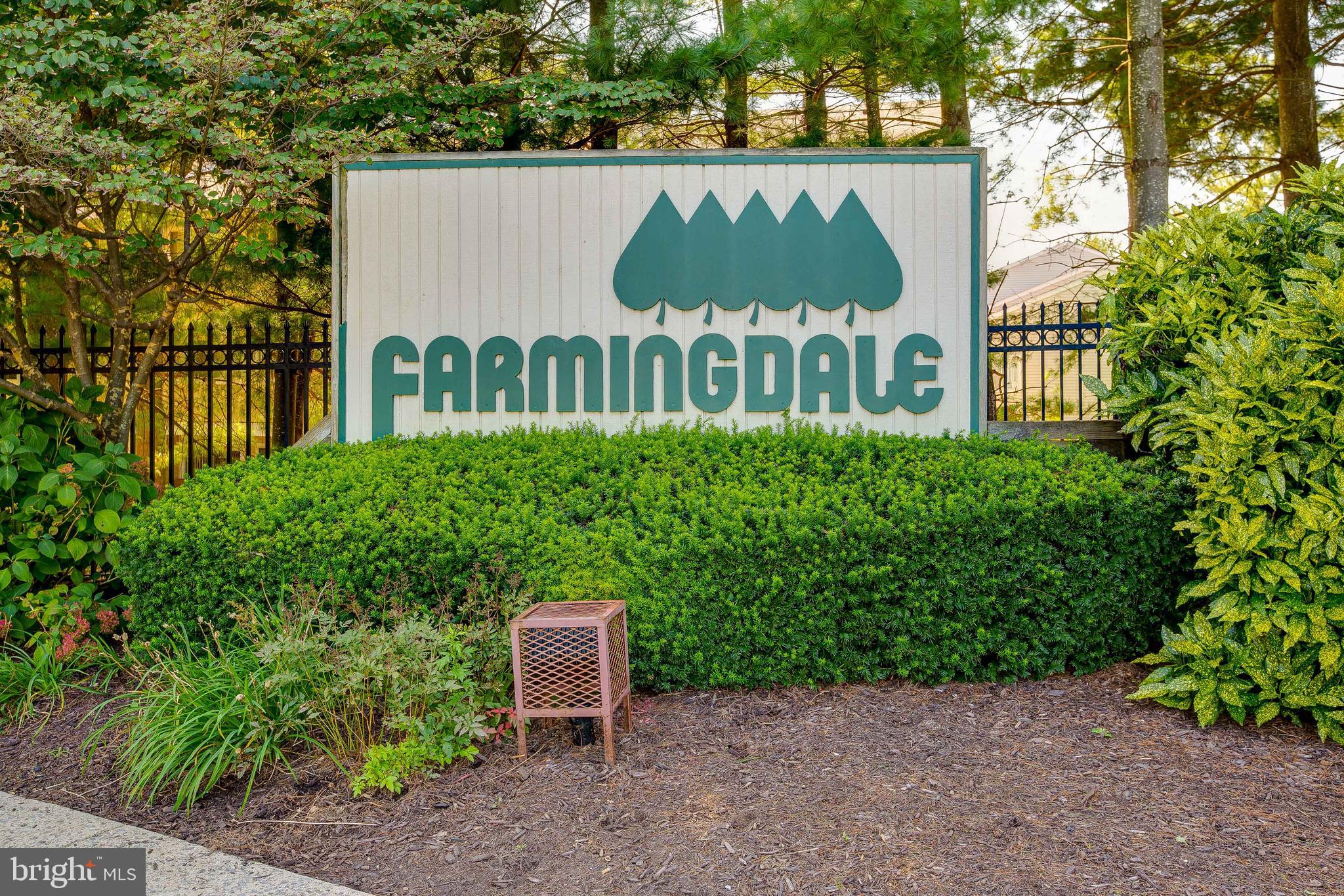 FARMINGDALE - Residential Lease