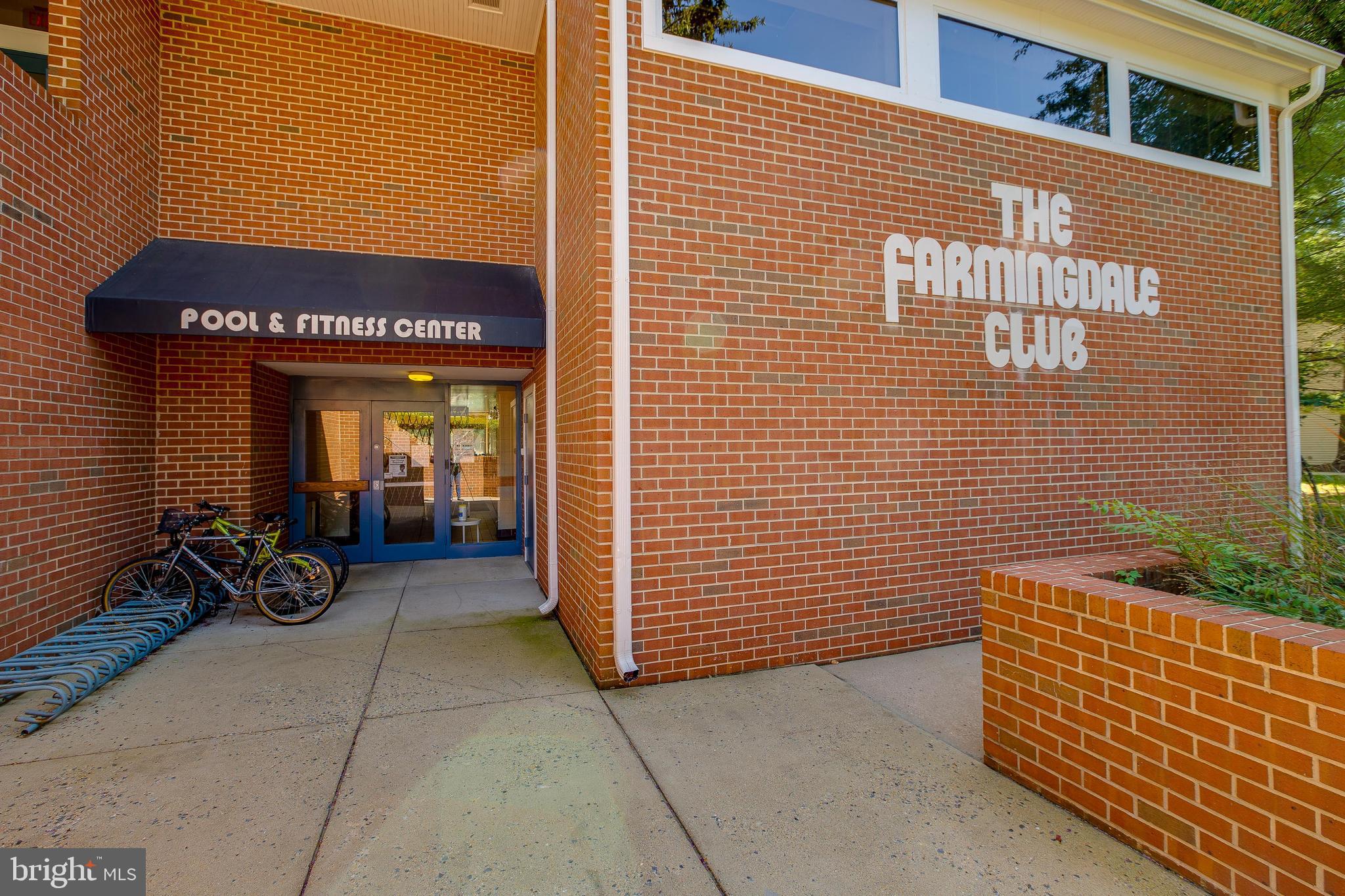 FARMINGDALE - Residential Lease