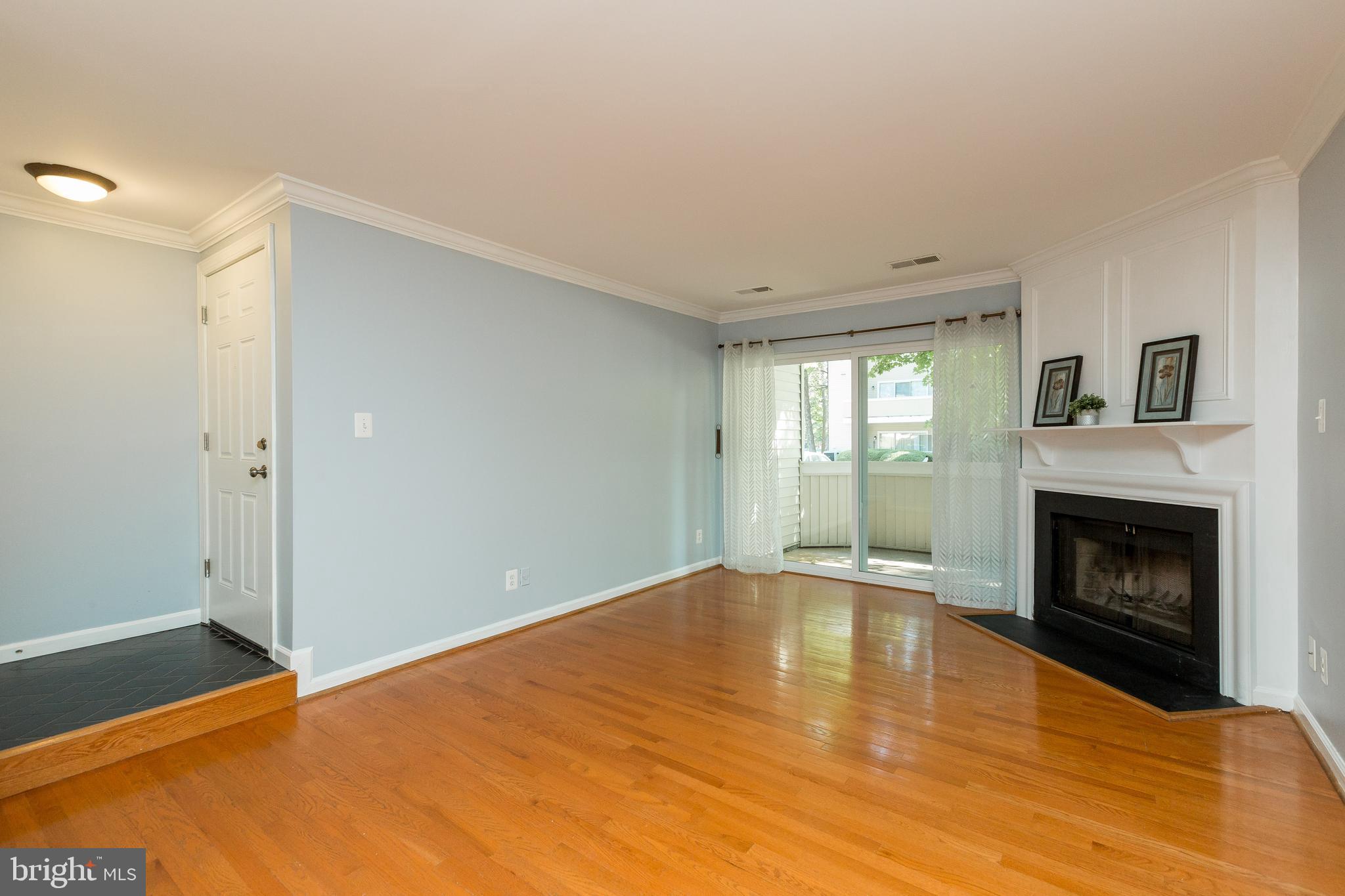 FARMINGDALE - Residential Lease