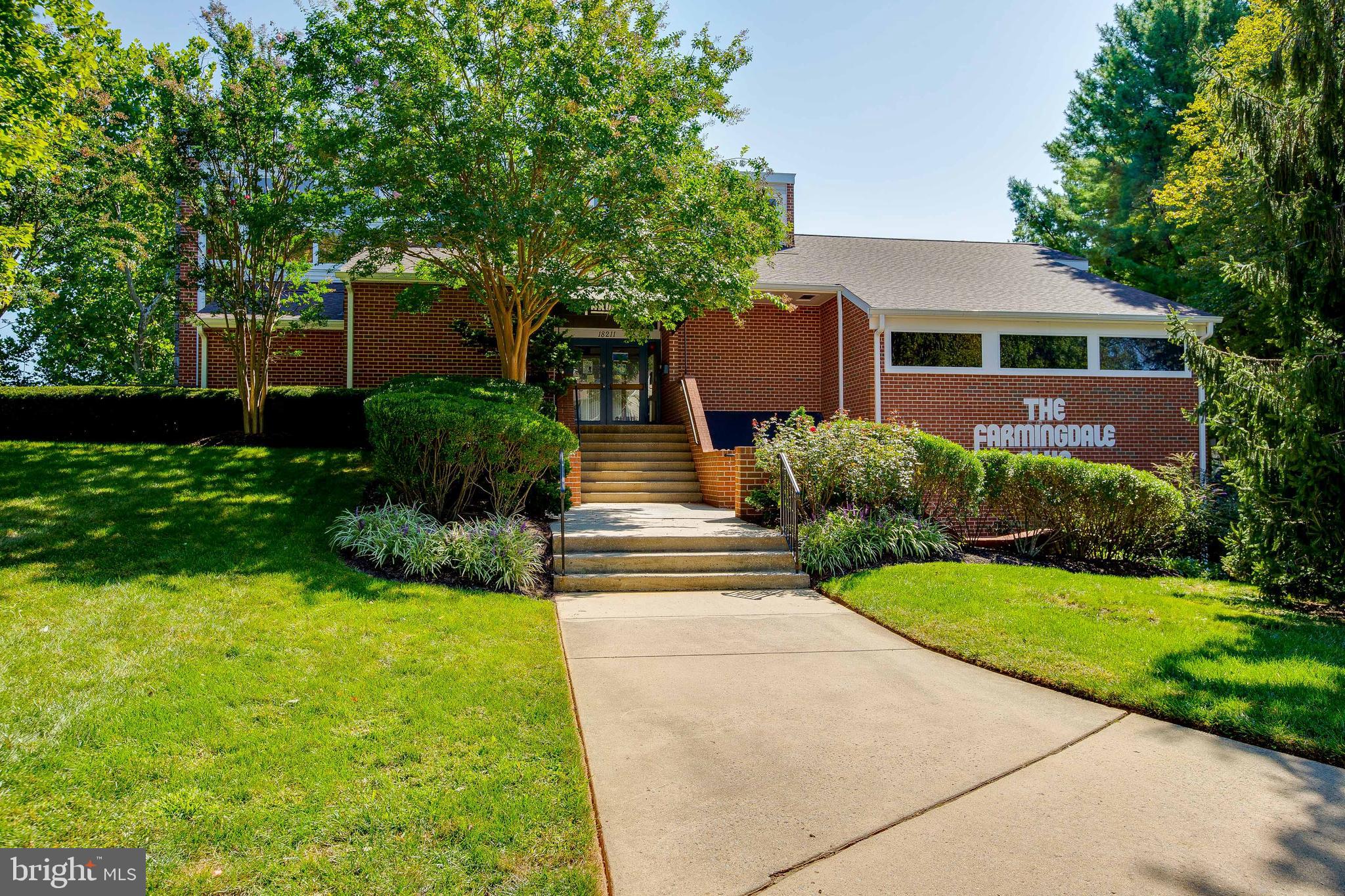 FARMINGDALE - Residential Lease