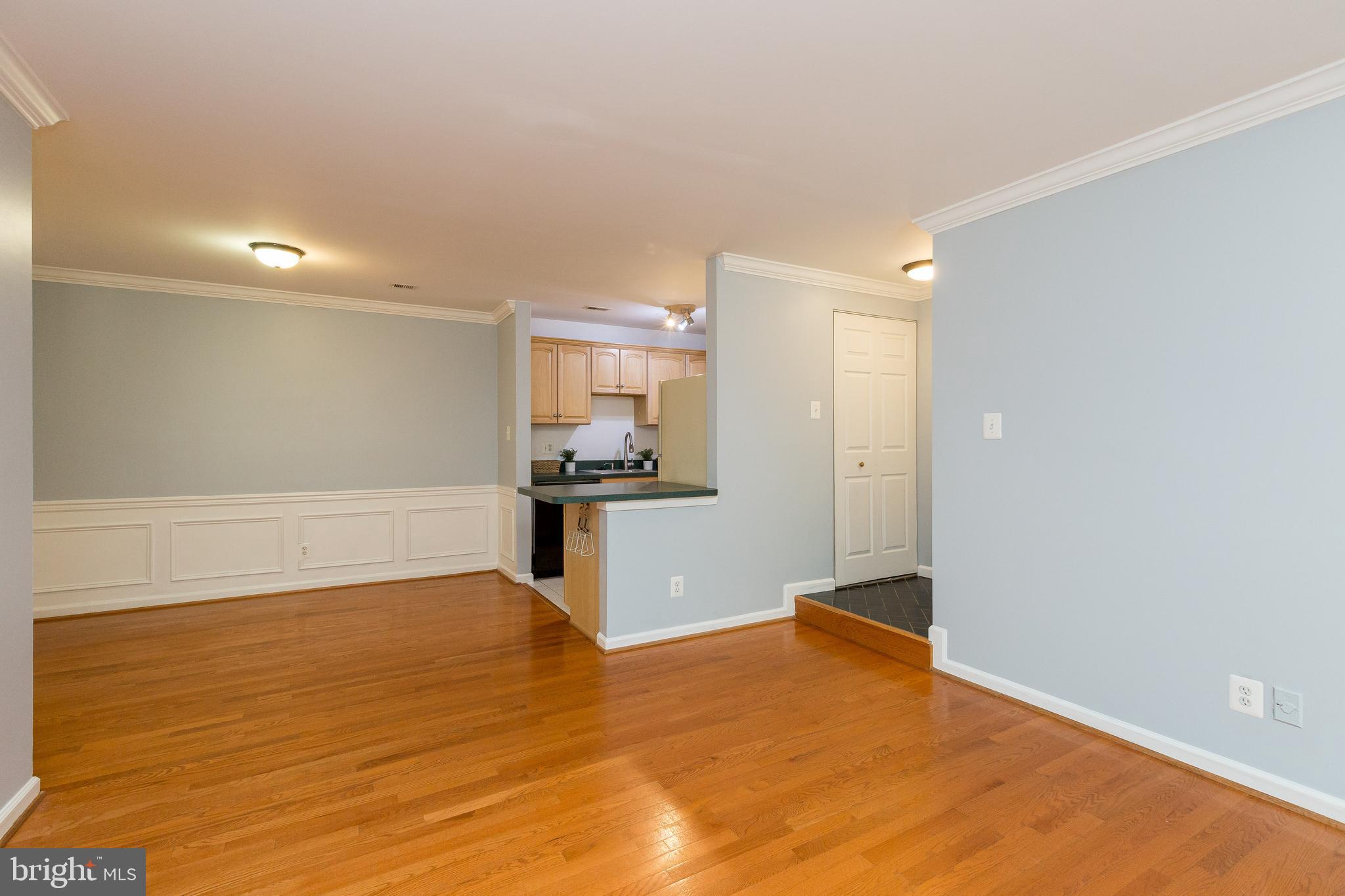 FARMINGDALE - Residential Lease