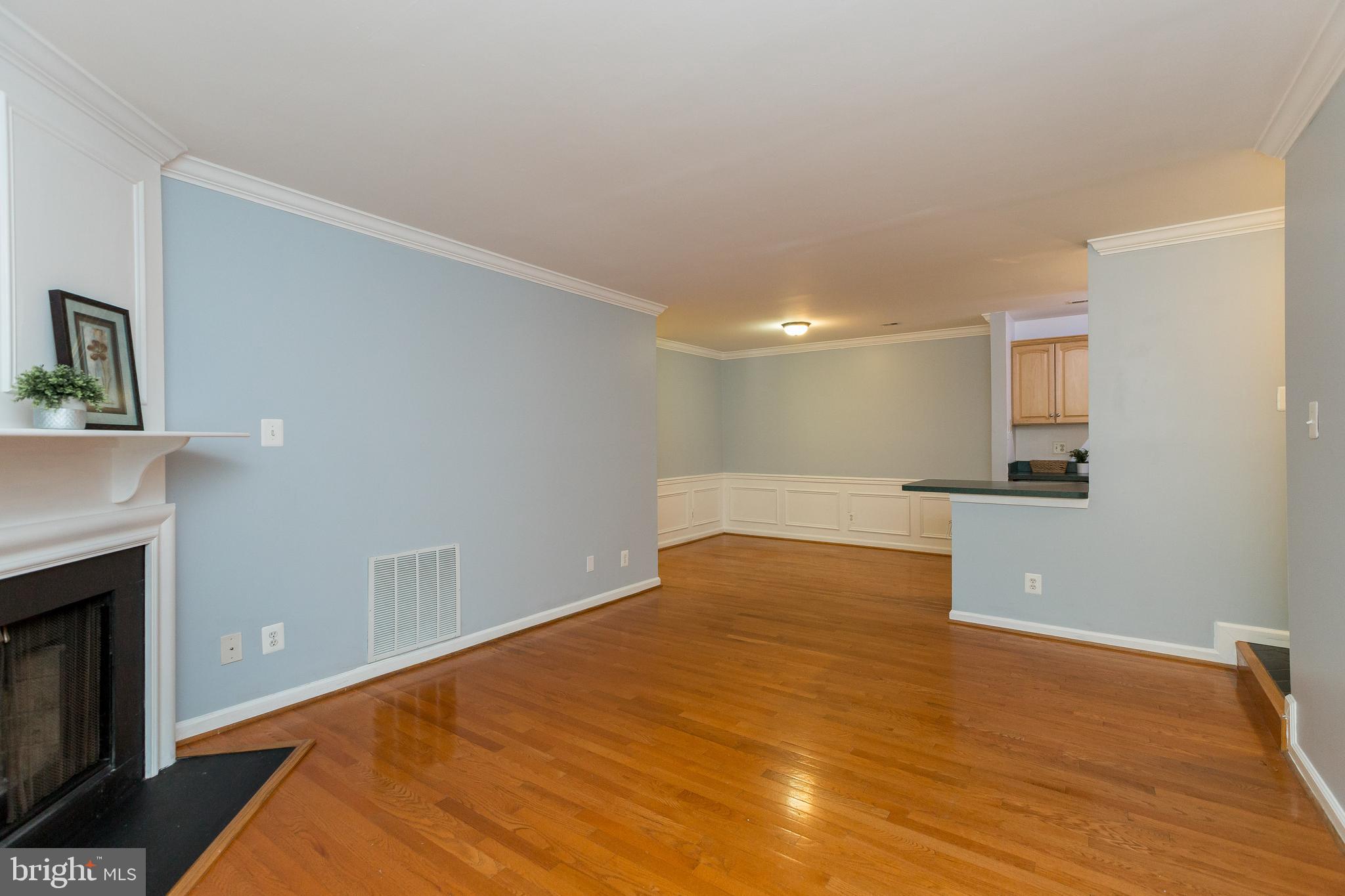 FARMINGDALE - Residential Lease