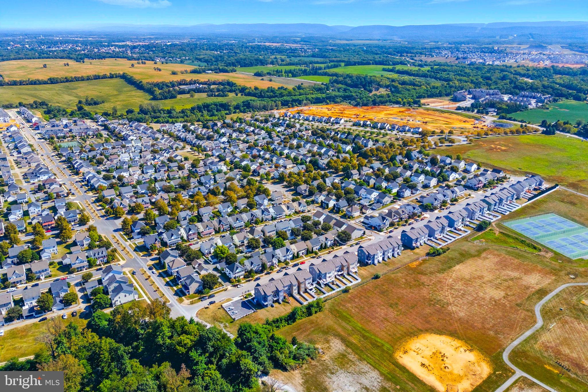HUNTFIELD - Residential