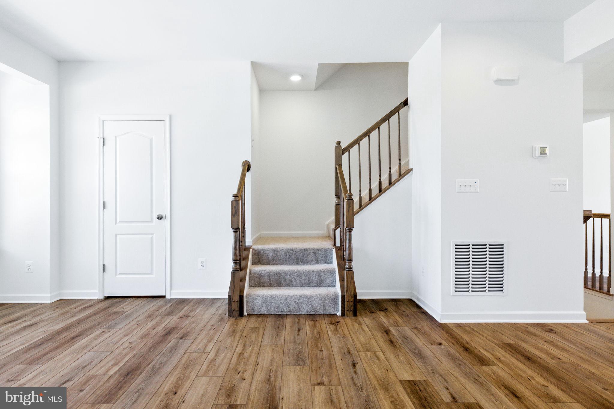 HUNTFIELD - Residential