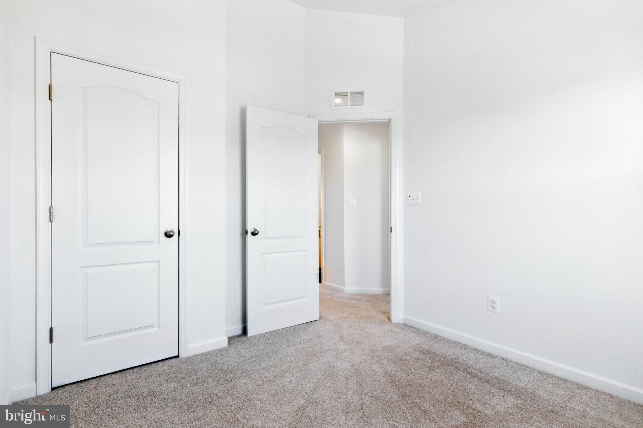 HUNTFIELD - Residential