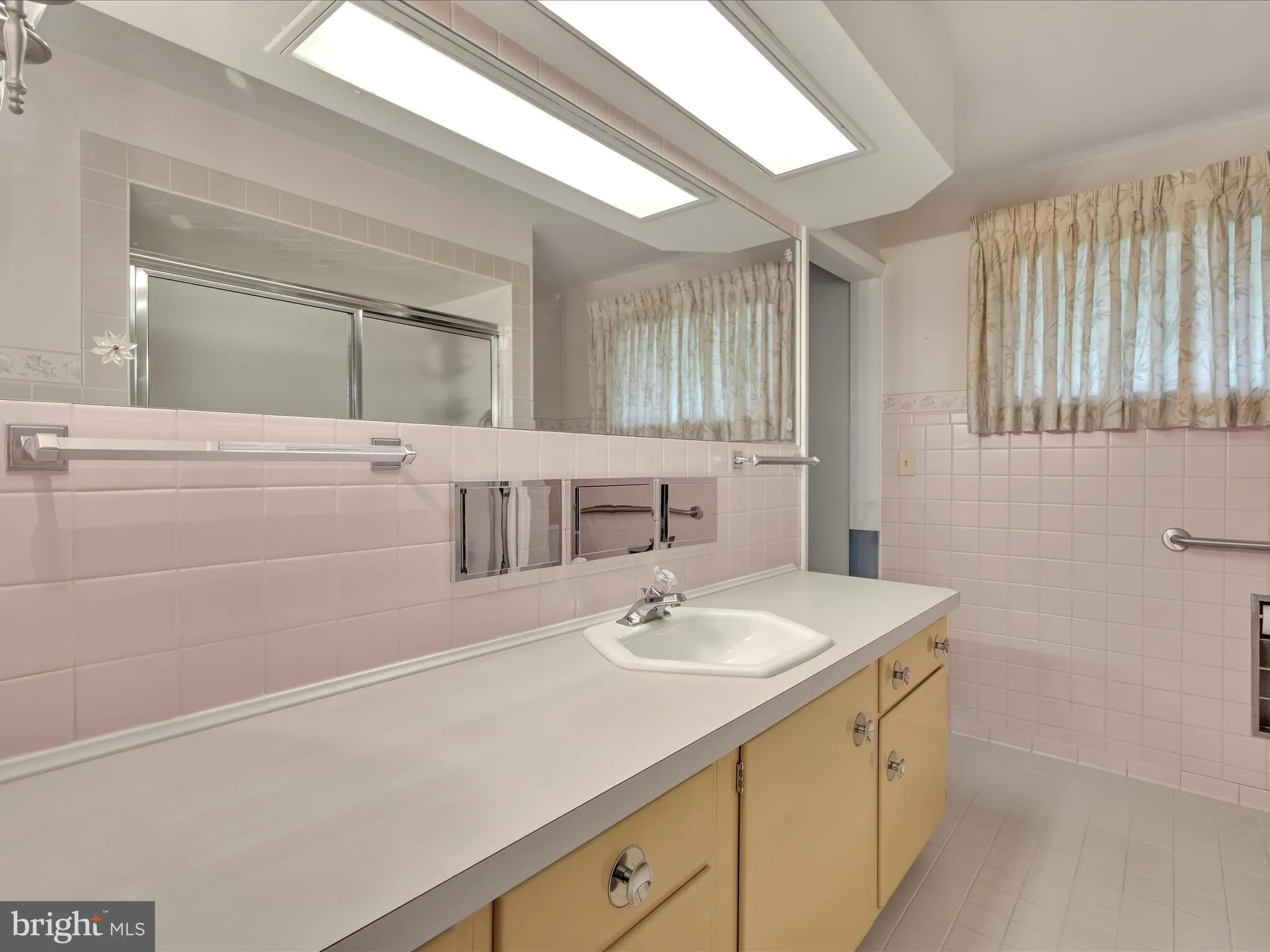 Schuylkill Haven, Pennsylvania 17972, United States, 3 Bedrooms Bedrooms, ,2 BathroomsBathrooms,Residential,Active,131826