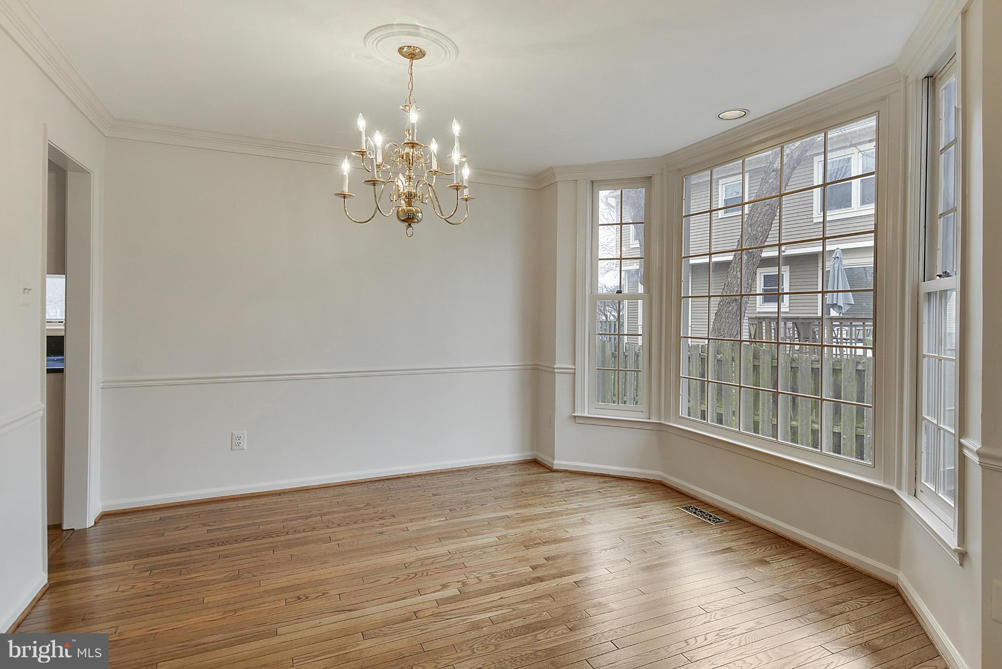 LAKE DEVEREUX - Residential Lease