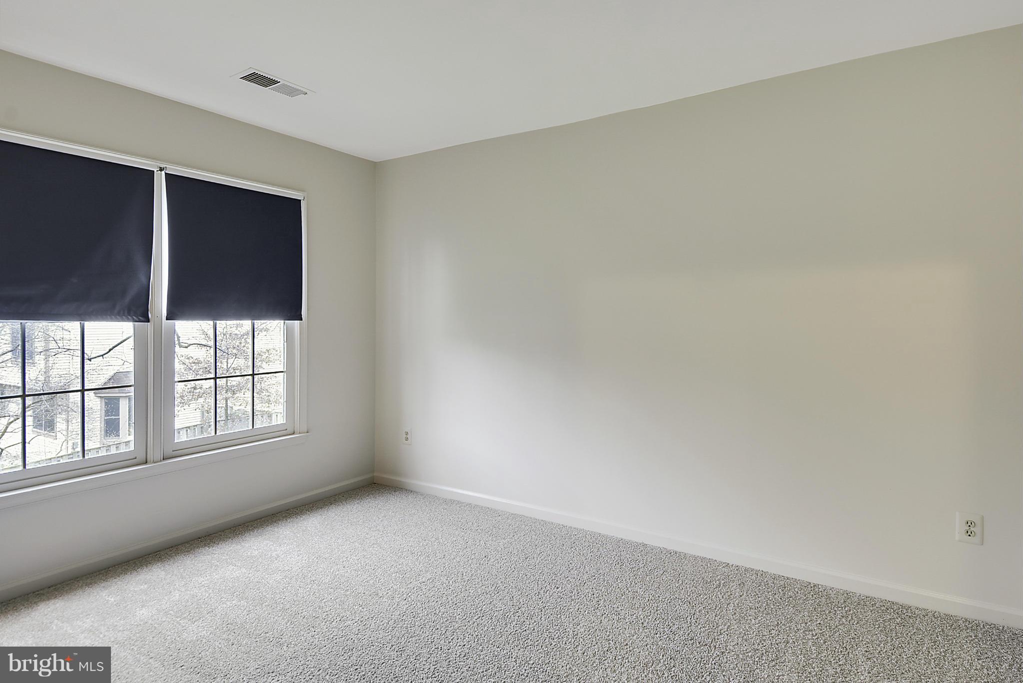 LAKE DEVEREUX - Residential Lease